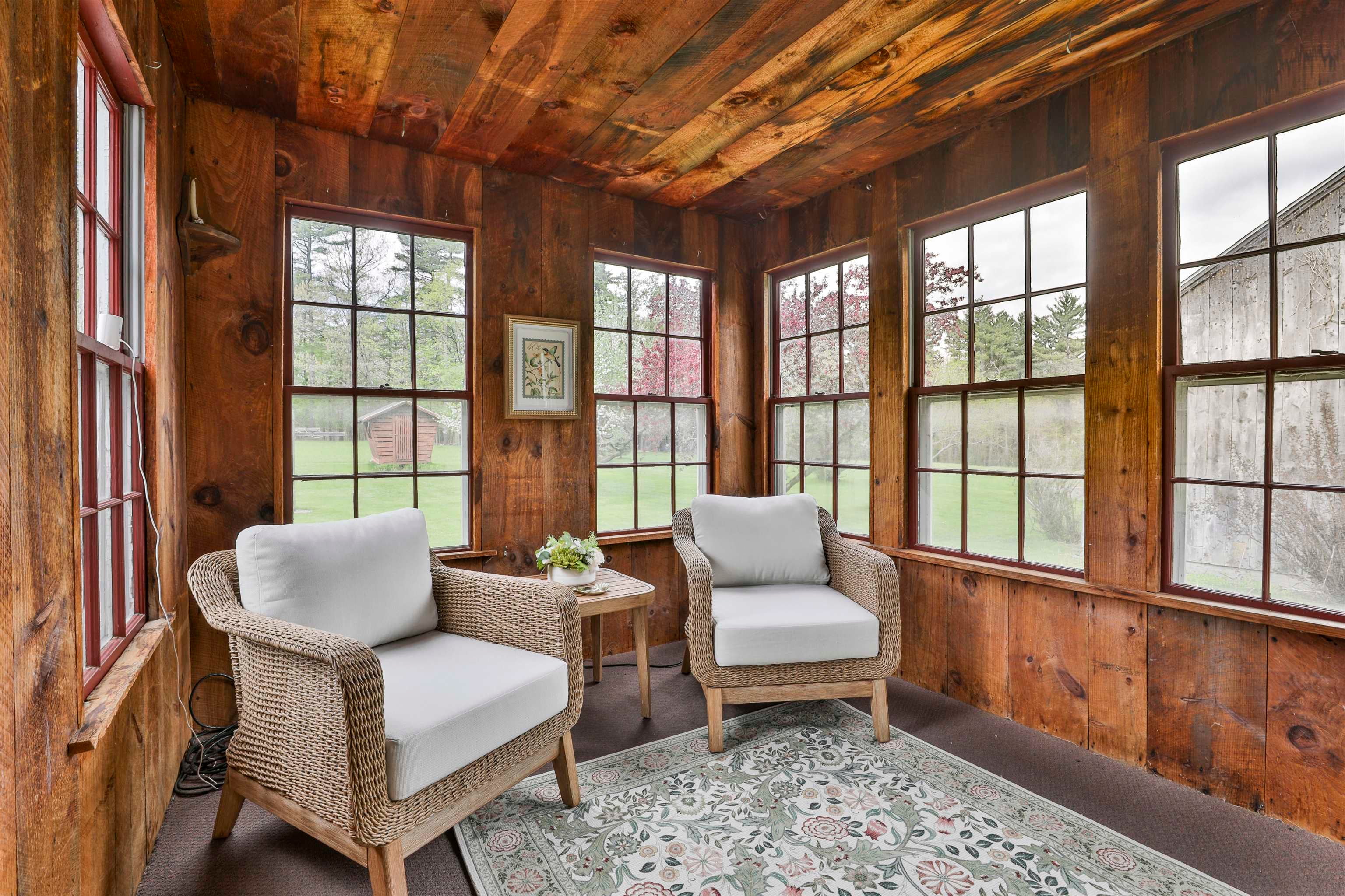 Derry, New Hampshire, 03038, United States, 3 Bedrooms Bedrooms, ,2 BathroomsBathrooms,Residential,Pending,2045748