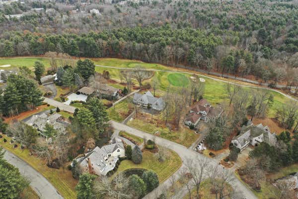 9 APPLETREE GRN, NASHUA, NH 03062, photo 2 of 39