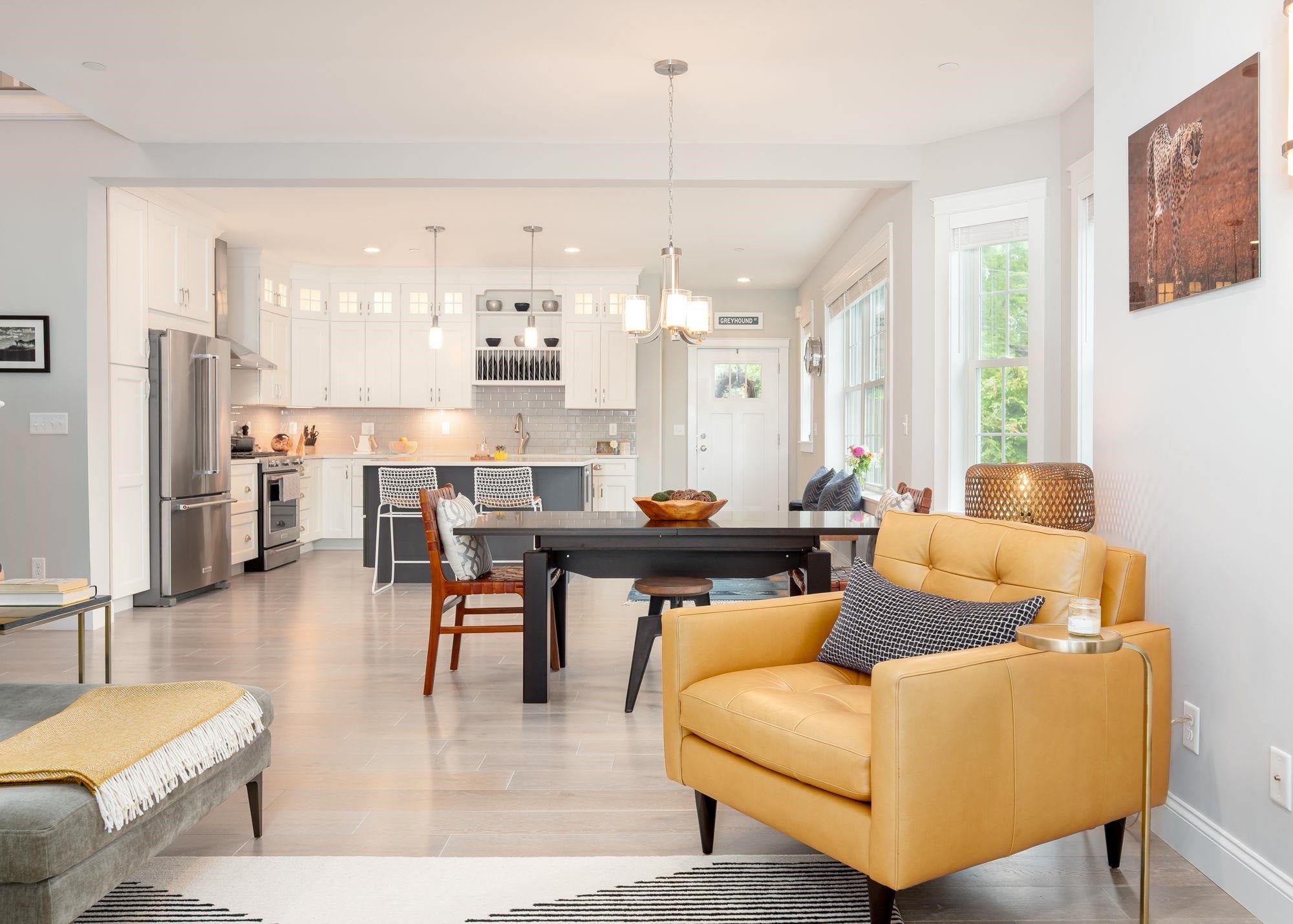 Portsmouth, New Hampshire, 03801, United States, 3 Bedrooms Bedrooms, ,3 BathroomsBathrooms,Residential,Active,1941146