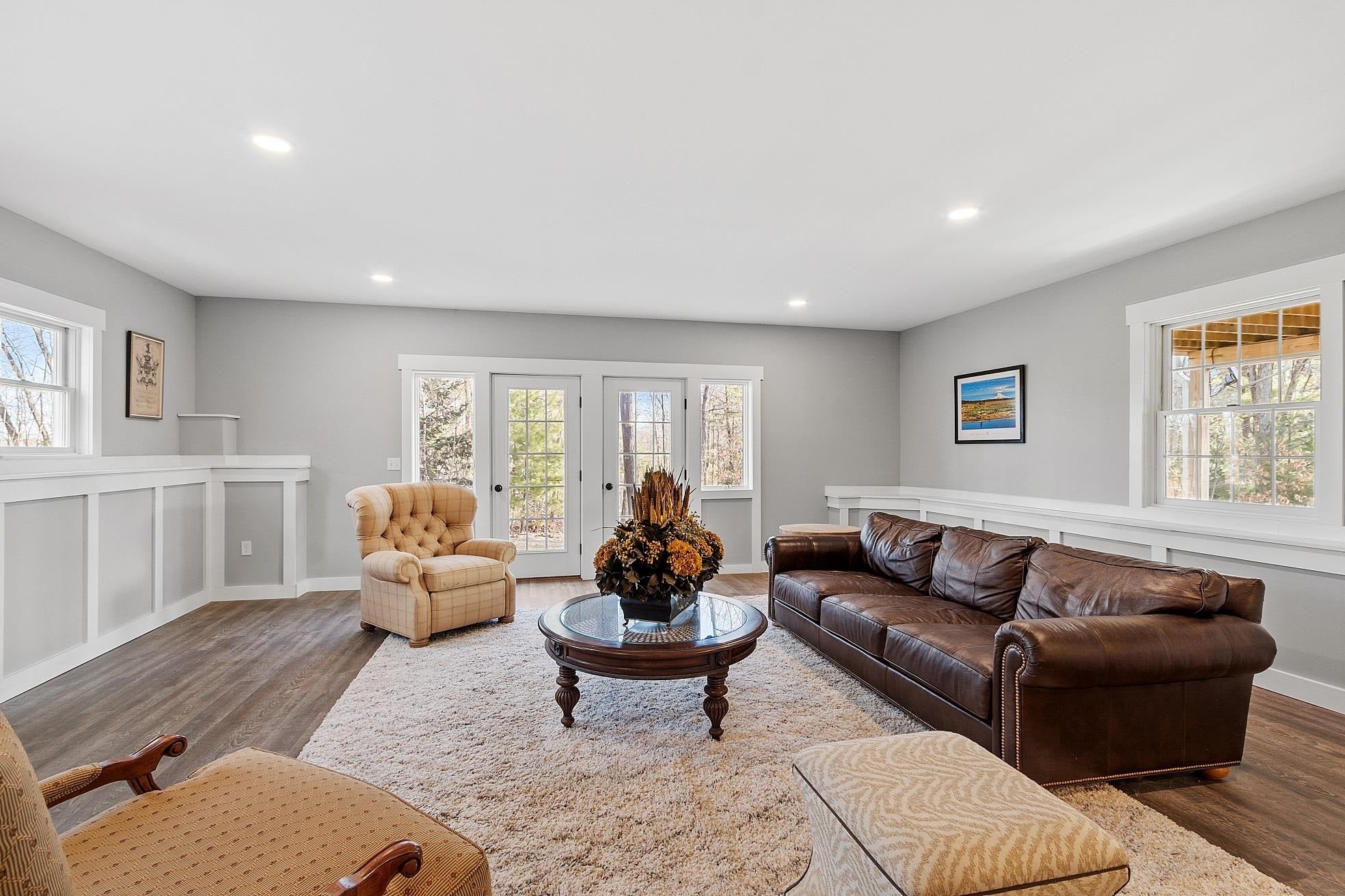 Hollis, New Hampshire, 03049, United States, 4 Bedrooms Bedrooms, ,3 BathroomsBathrooms,Residential,Active,1739736