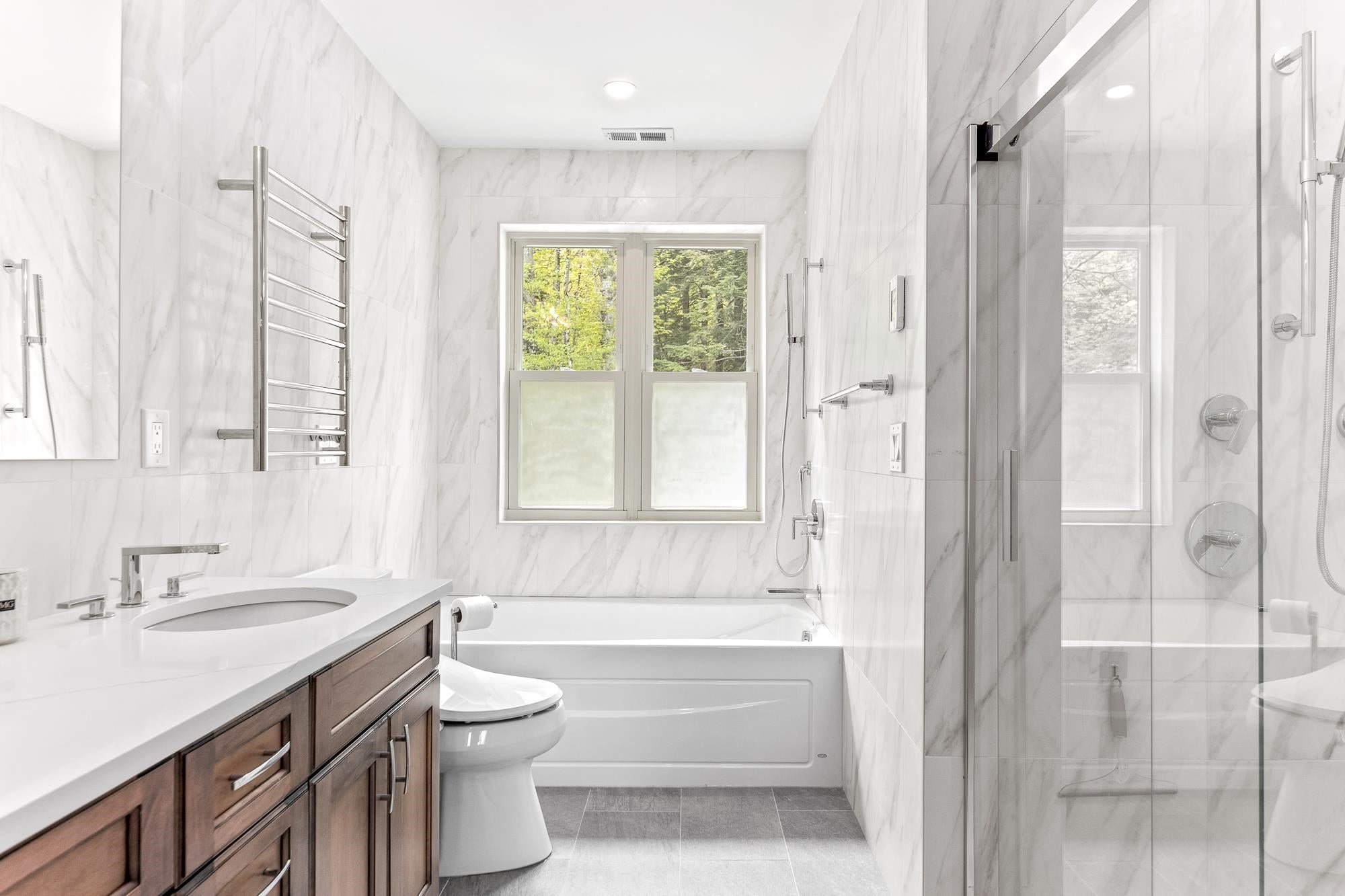 Thornton, New Hampshire, 03285, United States, 5 Bedrooms Bedrooms, ,6 BathroomsBathrooms,Residential,Active,1797970