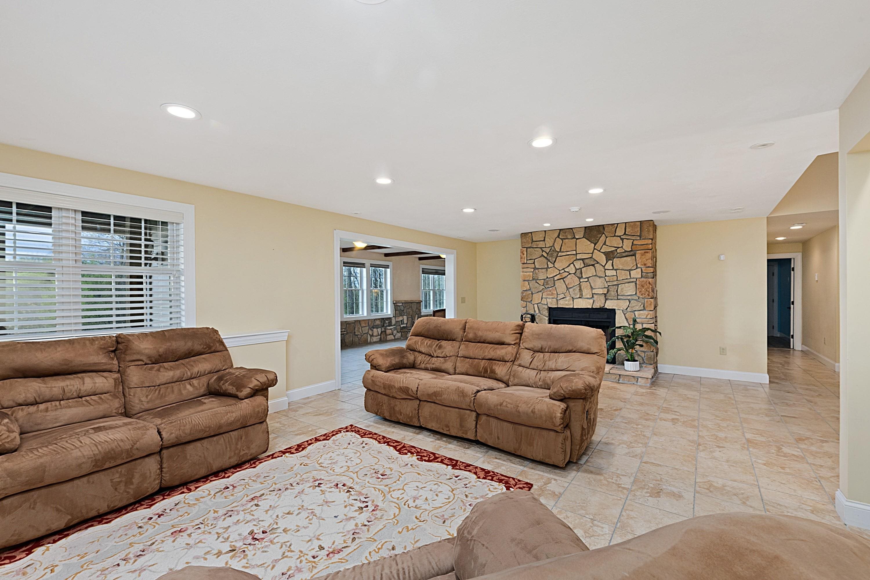 Sullivan, New Hampshire, 03445, United States, 5 Bedrooms Bedrooms, ,4 BathroomsBathrooms,Residential,Active,2052047