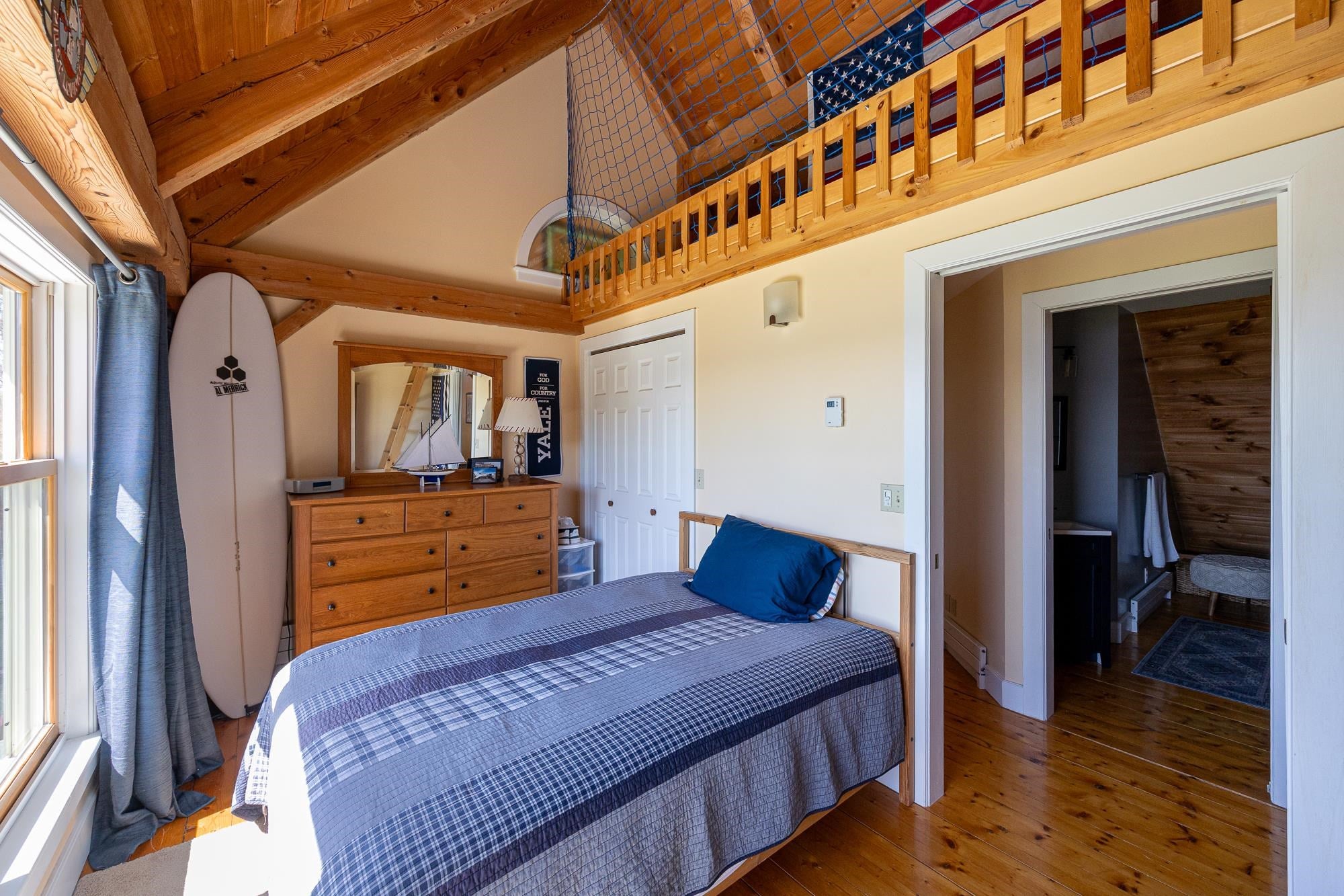 South Hero, Vermont, 05486, United States, 3 Bedrooms Bedrooms, ,5 BathroomsBathrooms,Residential,Active,2045566