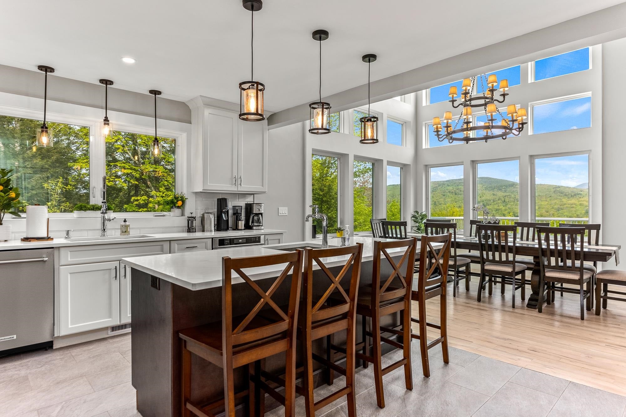 Thornton, New Hampshire, 03285, United States, 5 Bedrooms Bedrooms, ,6 BathroomsBathrooms,Residential,Active,1797970