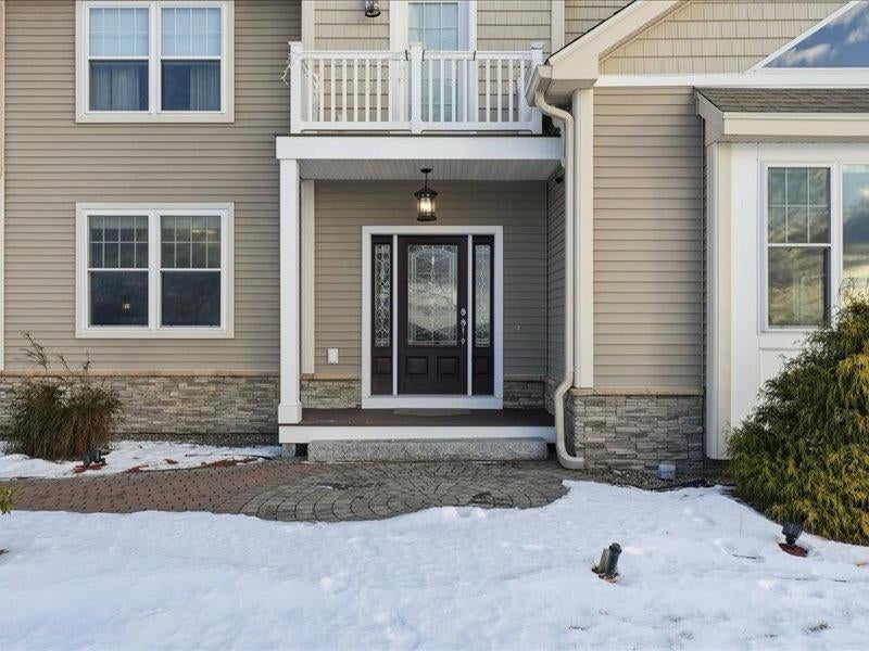 Pelham, New Hampshire, 03076, United States, 3 Bedrooms Bedrooms, ,3 BathroomsBathrooms,Residential,Active,2007950