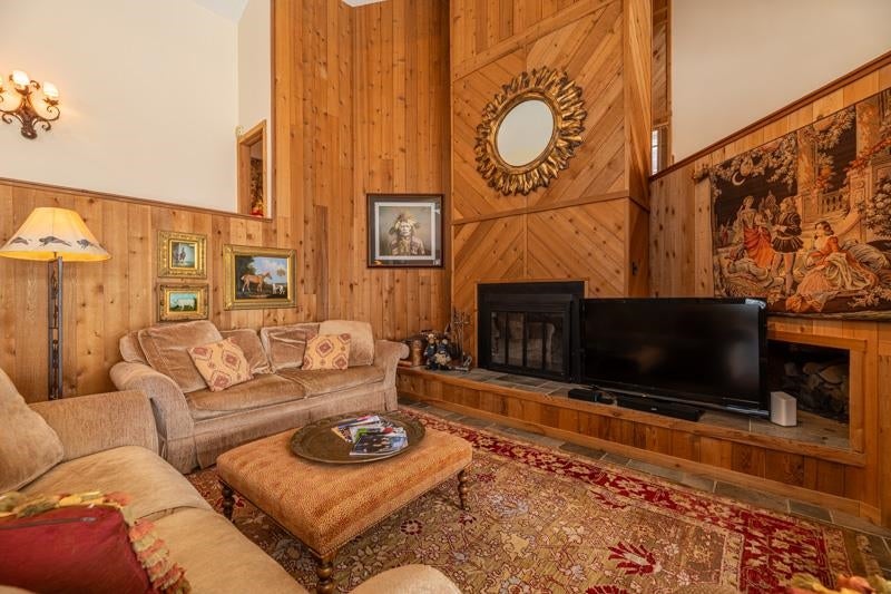 Peru, Vermont, 05152, United States, 5 Bedrooms Bedrooms, ,5 BathroomsBathrooms,Residential,Active,2014570