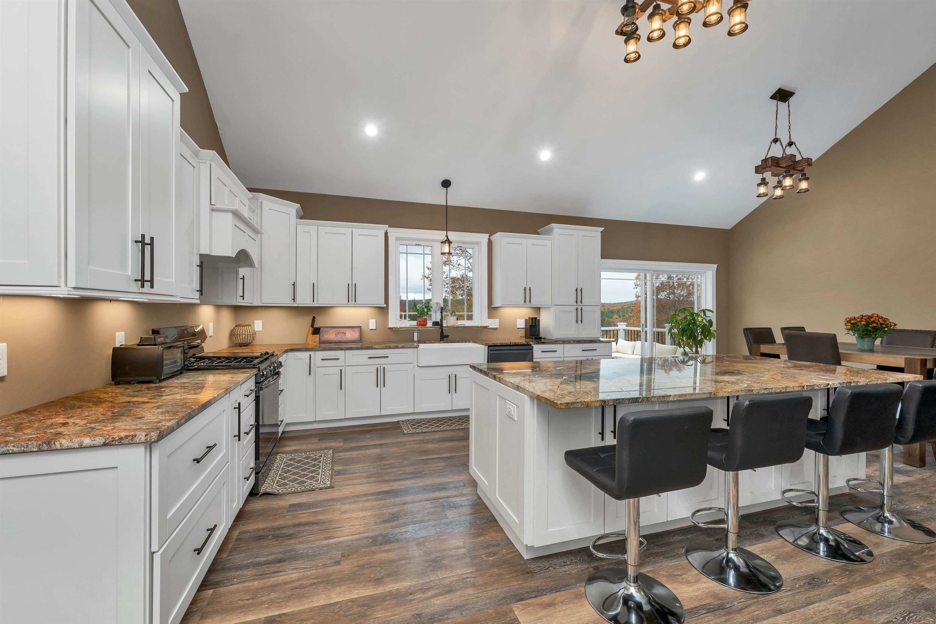 Laconia, New Hampshire, 03246, United States, 4 Bedrooms Bedrooms, ,4 BathroomsBathrooms,Residential,Active,1985603