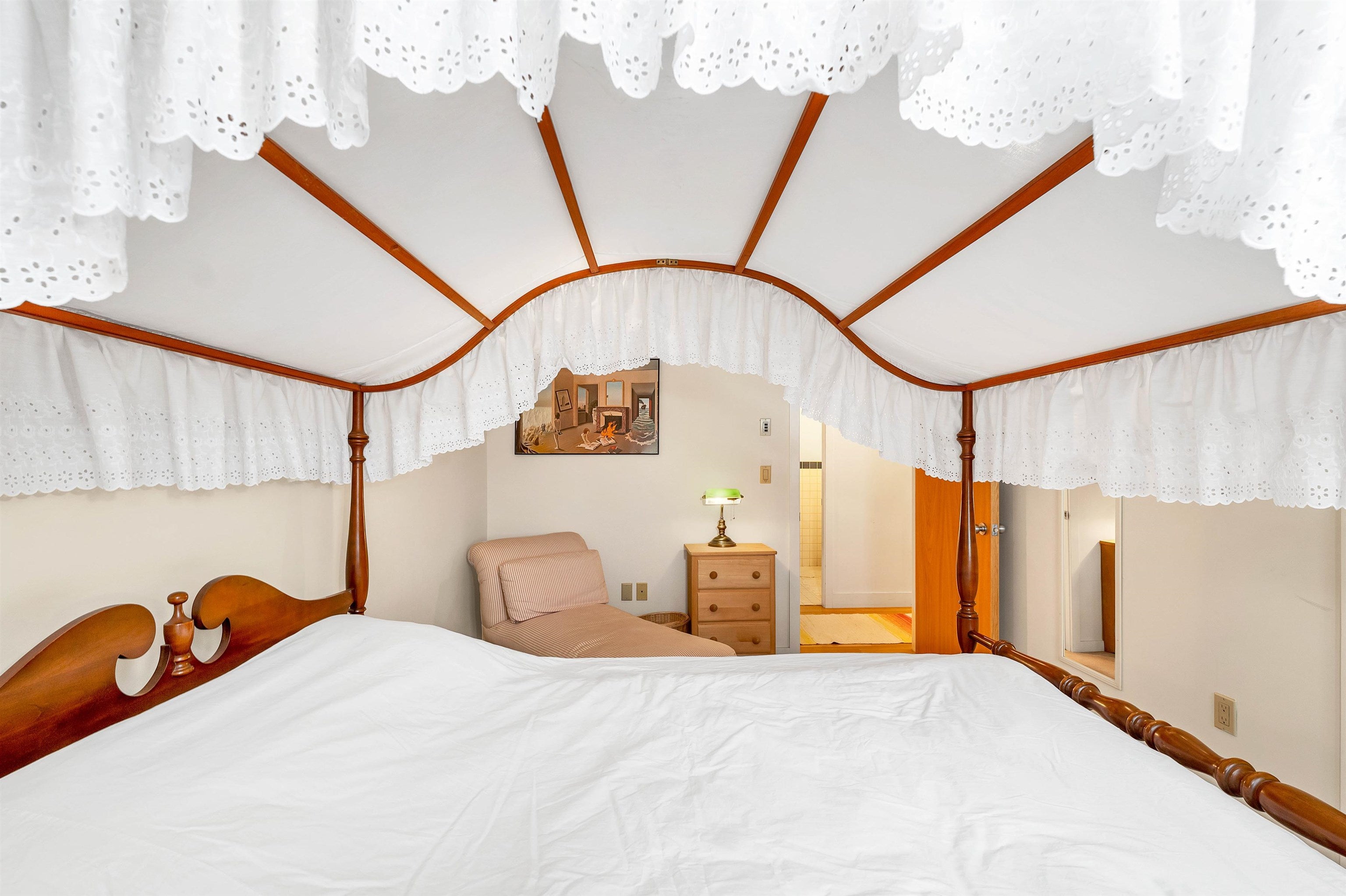 Hebron, New Hampshire, 03241, United States, 4 Bedrooms Bedrooms, ,4 BathroomsBathrooms,Residential,Pending,2009160