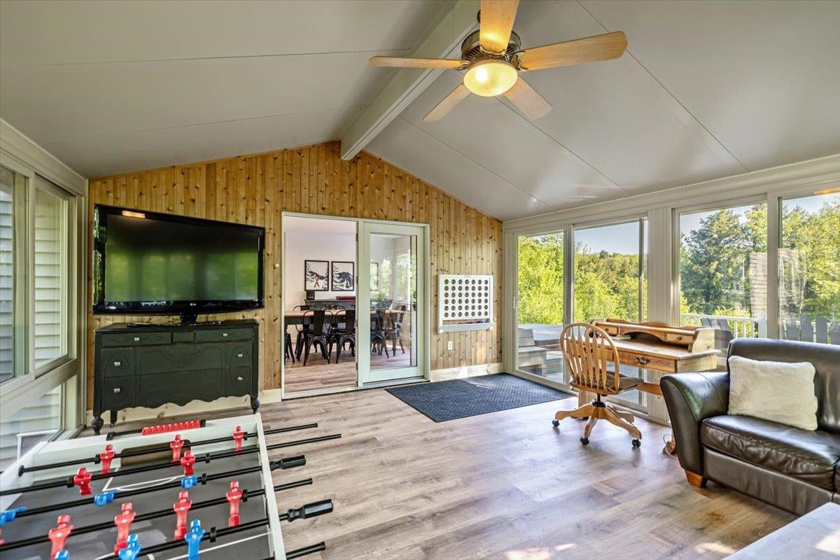 Warren, Vermont, 05674, United States, 5 Bedrooms Bedrooms, ,4 BathroomsBathrooms,Residential,Active,1843881