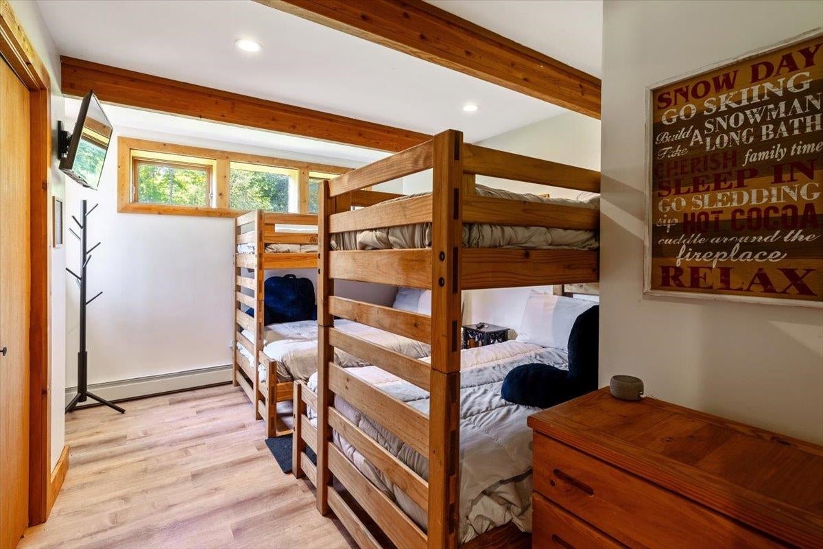 Stowe, Vermont, 05672, United States, 4 Bedrooms Bedrooms, ,3 BathroomsBathrooms,Residential,Pending,1843882