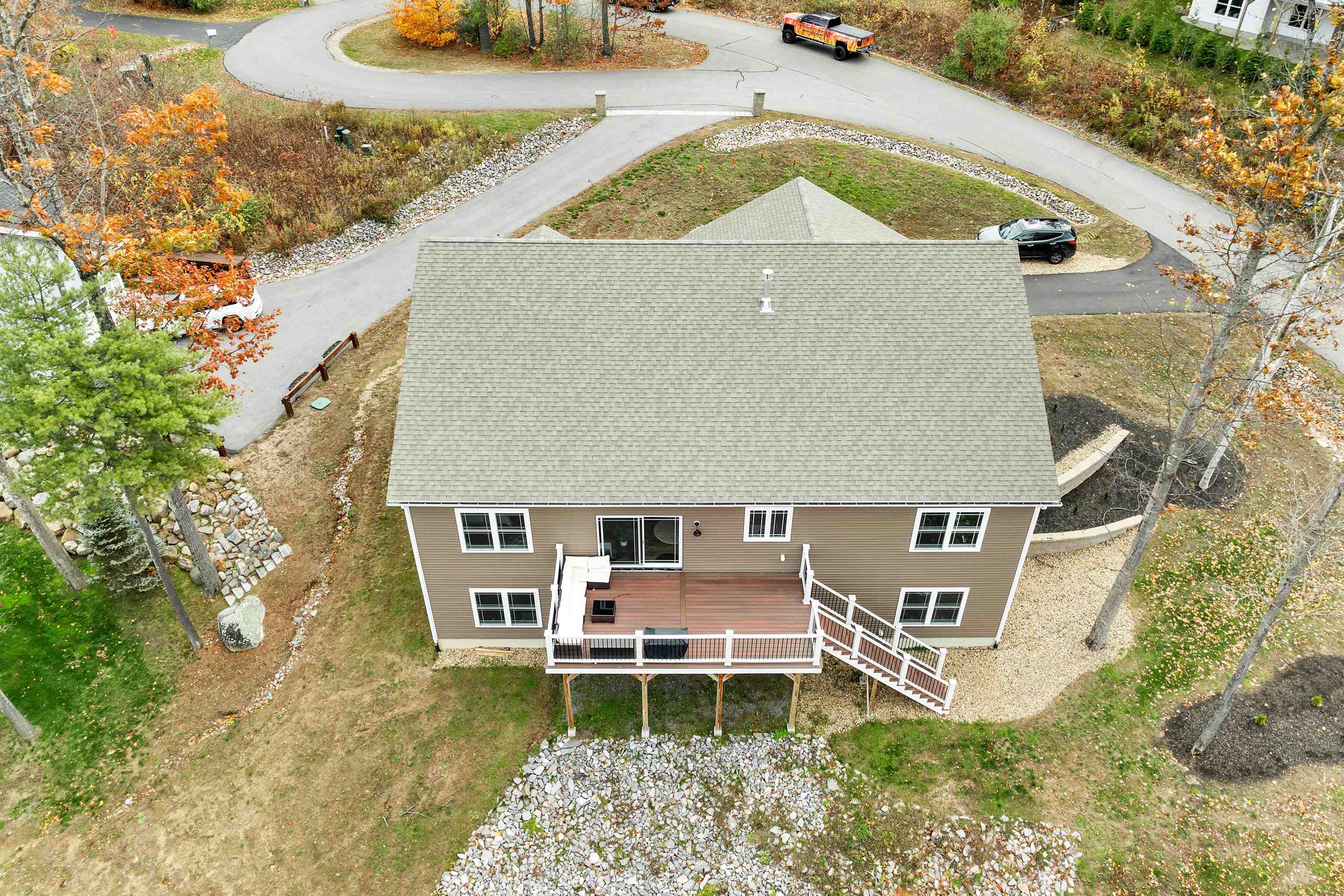 Laconia, New Hampshire, 03246, United States, 4 Bedrooms Bedrooms, ,4 BathroomsBathrooms,Residential,Active,1985603