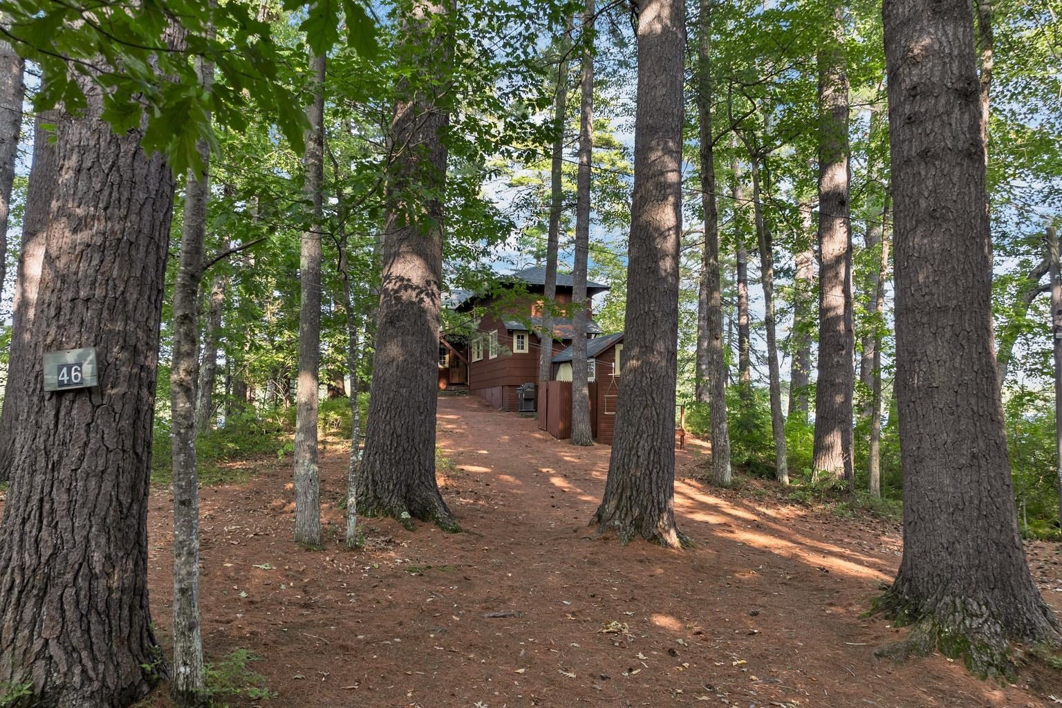 Holderness, New Hampshire, 03245, United States, 4 Bedrooms Bedrooms, ,4 BathroomsBathrooms,Residential,Active,1945064