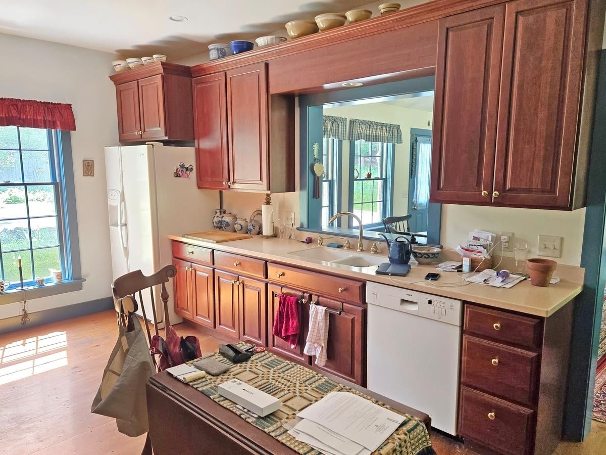 Hartford, Vermont, 05001, United States, 4 Bedrooms Bedrooms, ,4 BathroomsBathrooms,Residential,Active,1941371