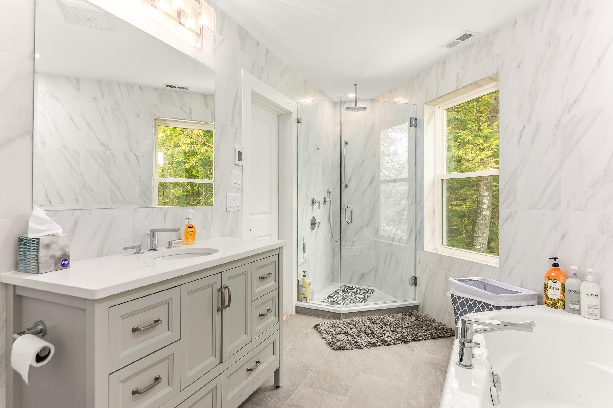 Thornton, New Hampshire, 03285, United States, 5 Bedrooms Bedrooms, ,6 BathroomsBathrooms,Residential,Active,1797970