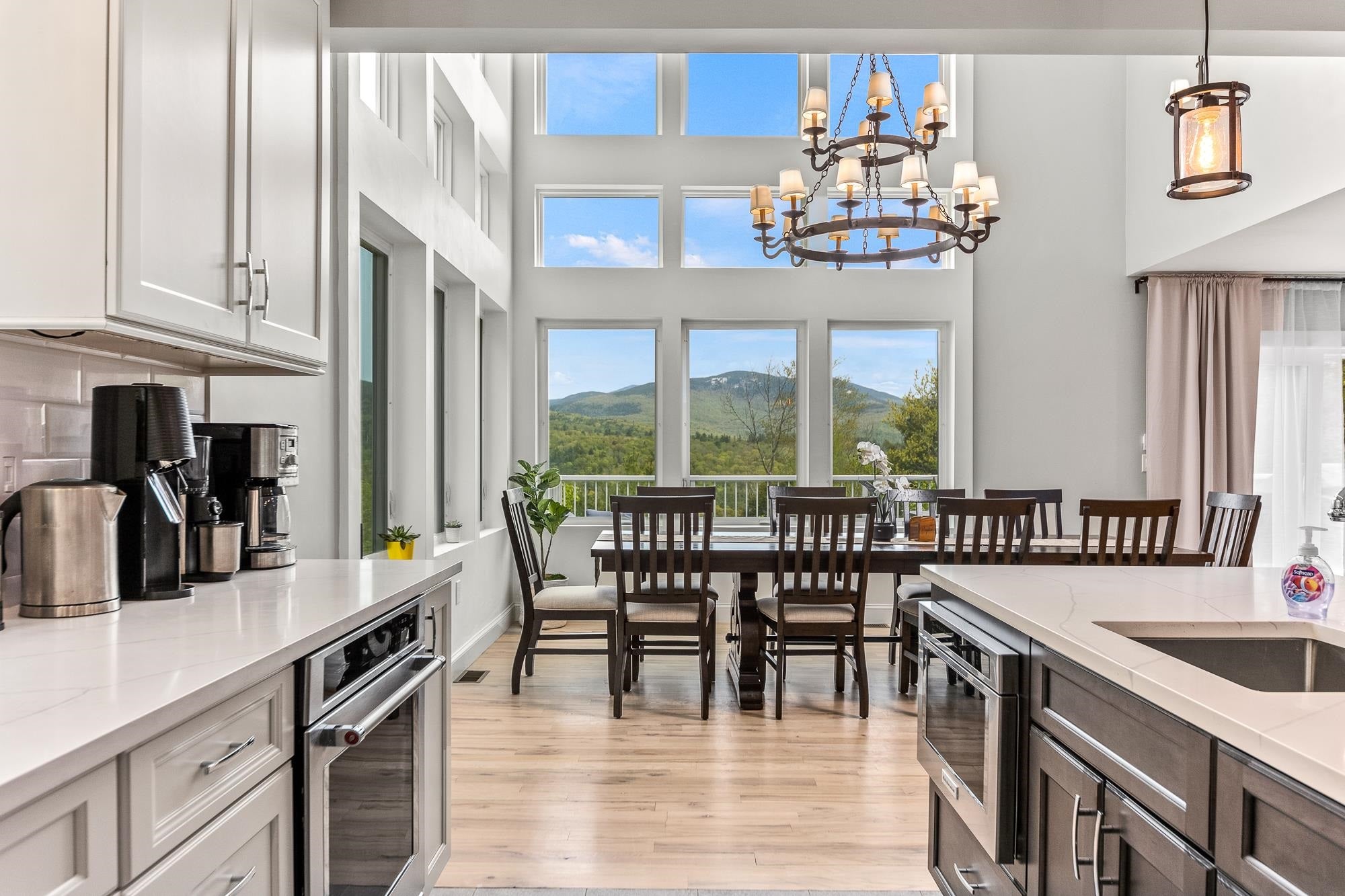 Thornton, New Hampshire, 03285, United States, 5 Bedrooms Bedrooms, ,6 BathroomsBathrooms,Residential,Active,1797970