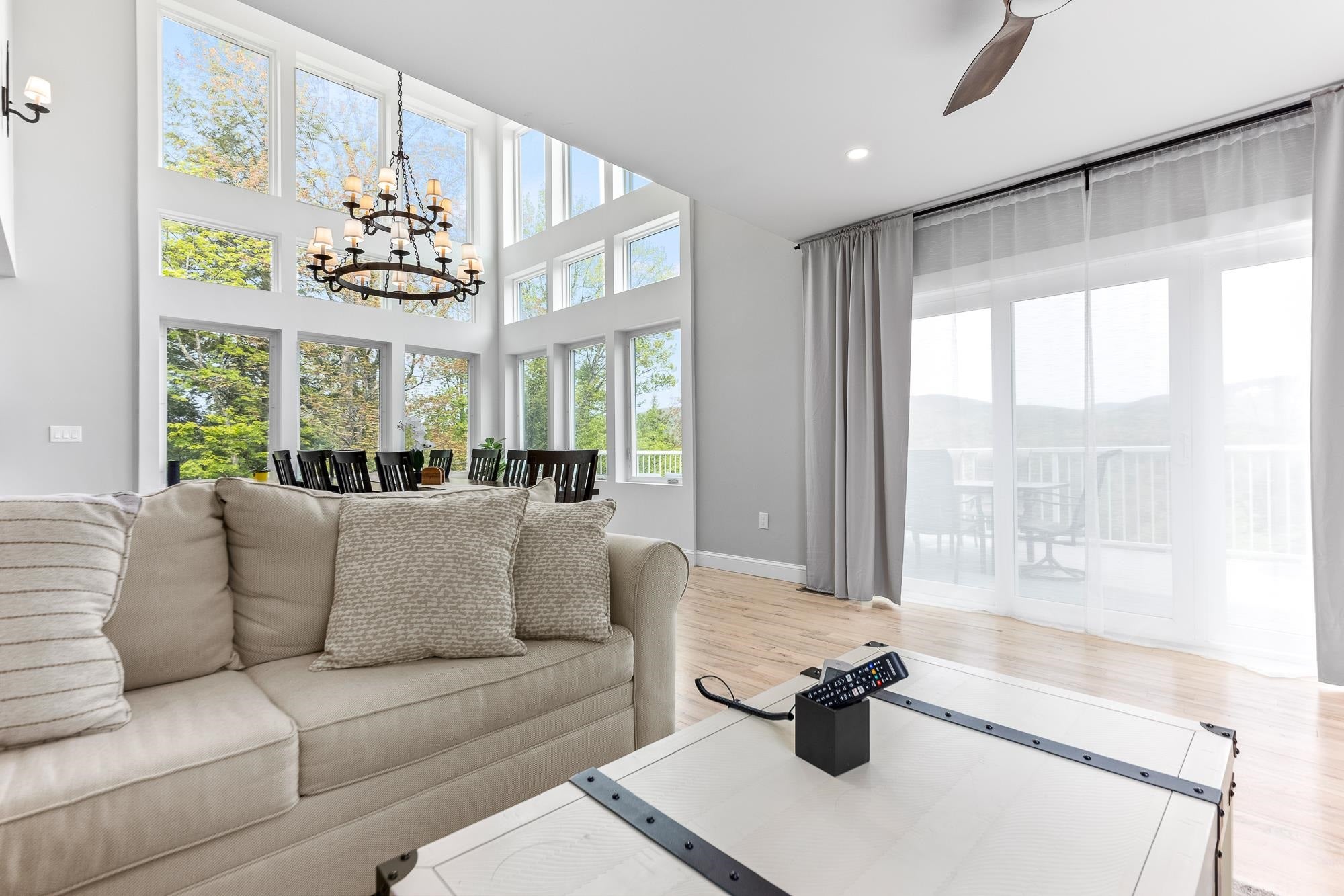 Thornton, New Hampshire, 03285, United States, 5 Bedrooms Bedrooms, ,6 BathroomsBathrooms,Residential,Active,1797970