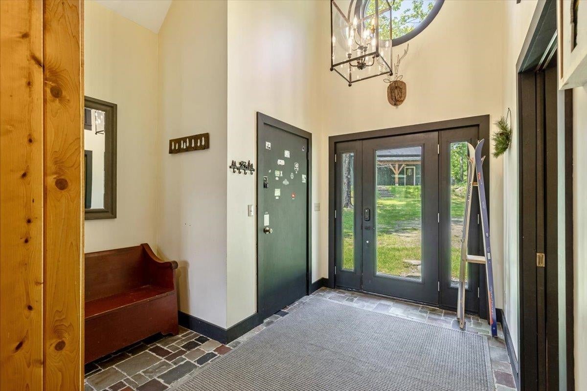 Stowe, Vermont, 05672, United States, 4 Bedrooms Bedrooms, ,3 BathroomsBathrooms,Residential,Pending,1843882
