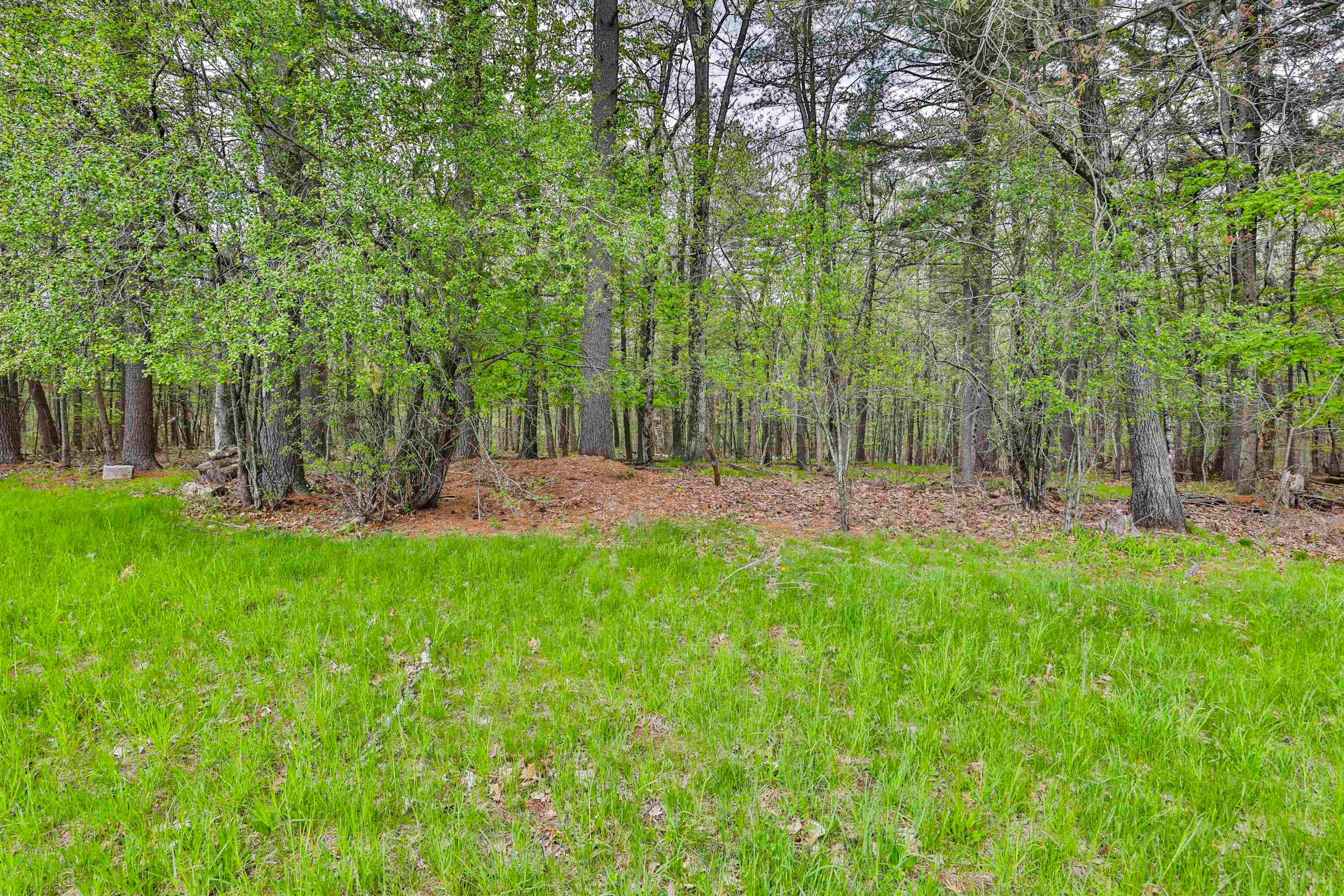 Derry, New Hampshire, 03038, United States, 3 Bedrooms Bedrooms, ,2 BathroomsBathrooms,Residential,Pending,2045748