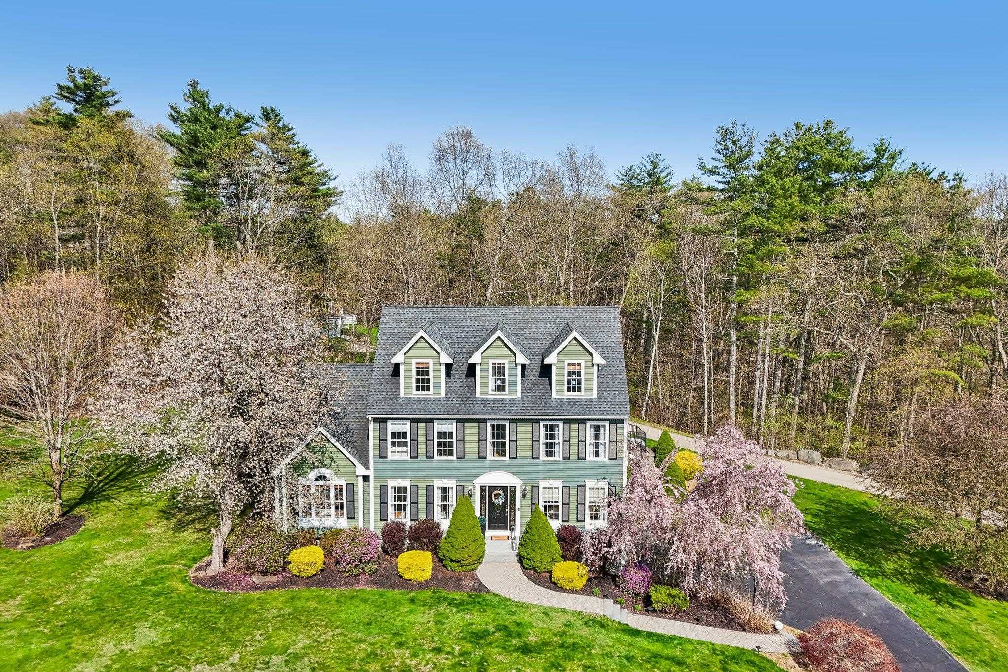 Windham, New Hampshire, 03087, United States, 4 Bedrooms Bedrooms, ,3 BathroomsBathrooms,Residential,Active,2044185