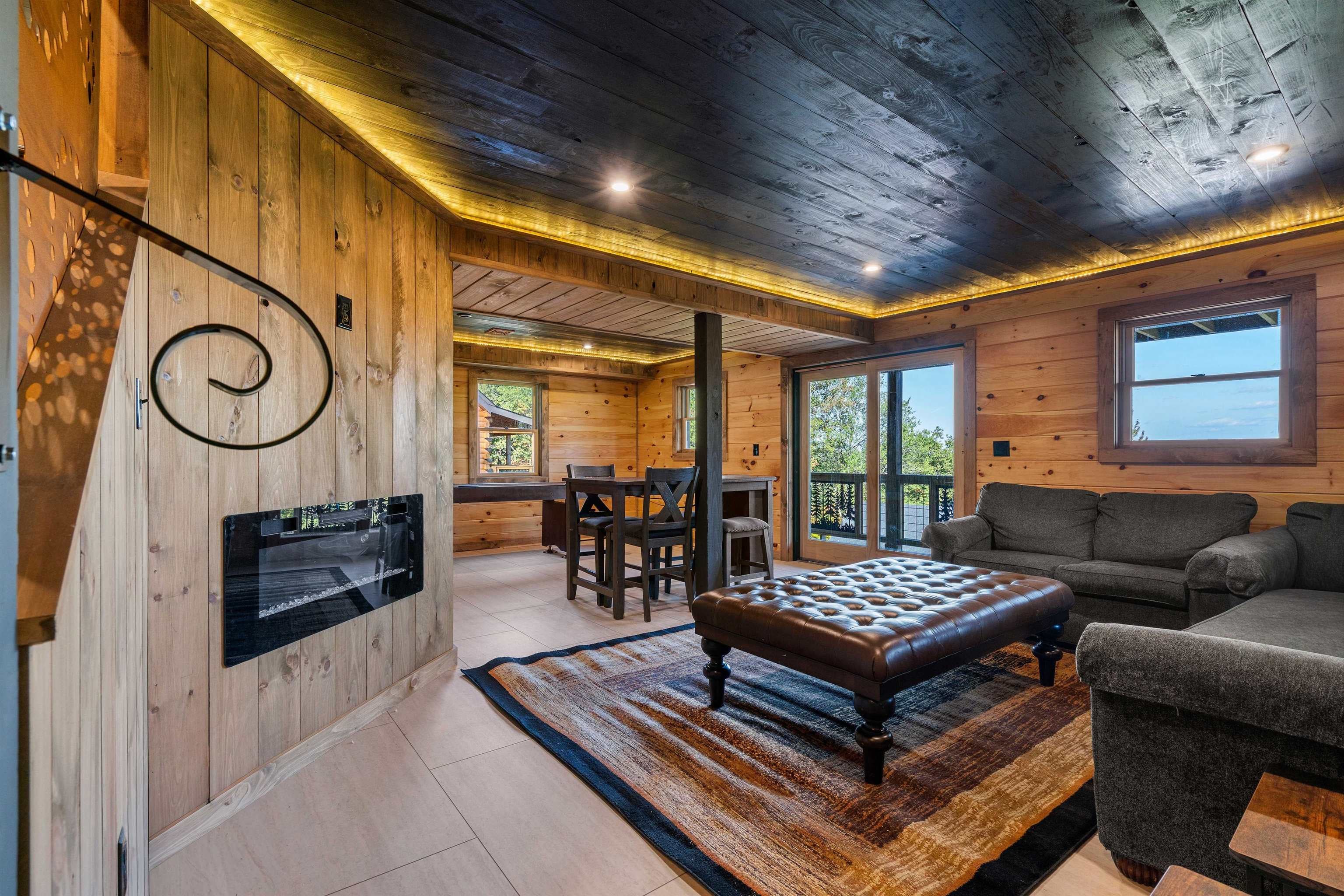 Bridgton, Maine, 04009, United States, 4 Bedrooms Bedrooms, ,2 BathroomsBathrooms,Residential,Active,1960142