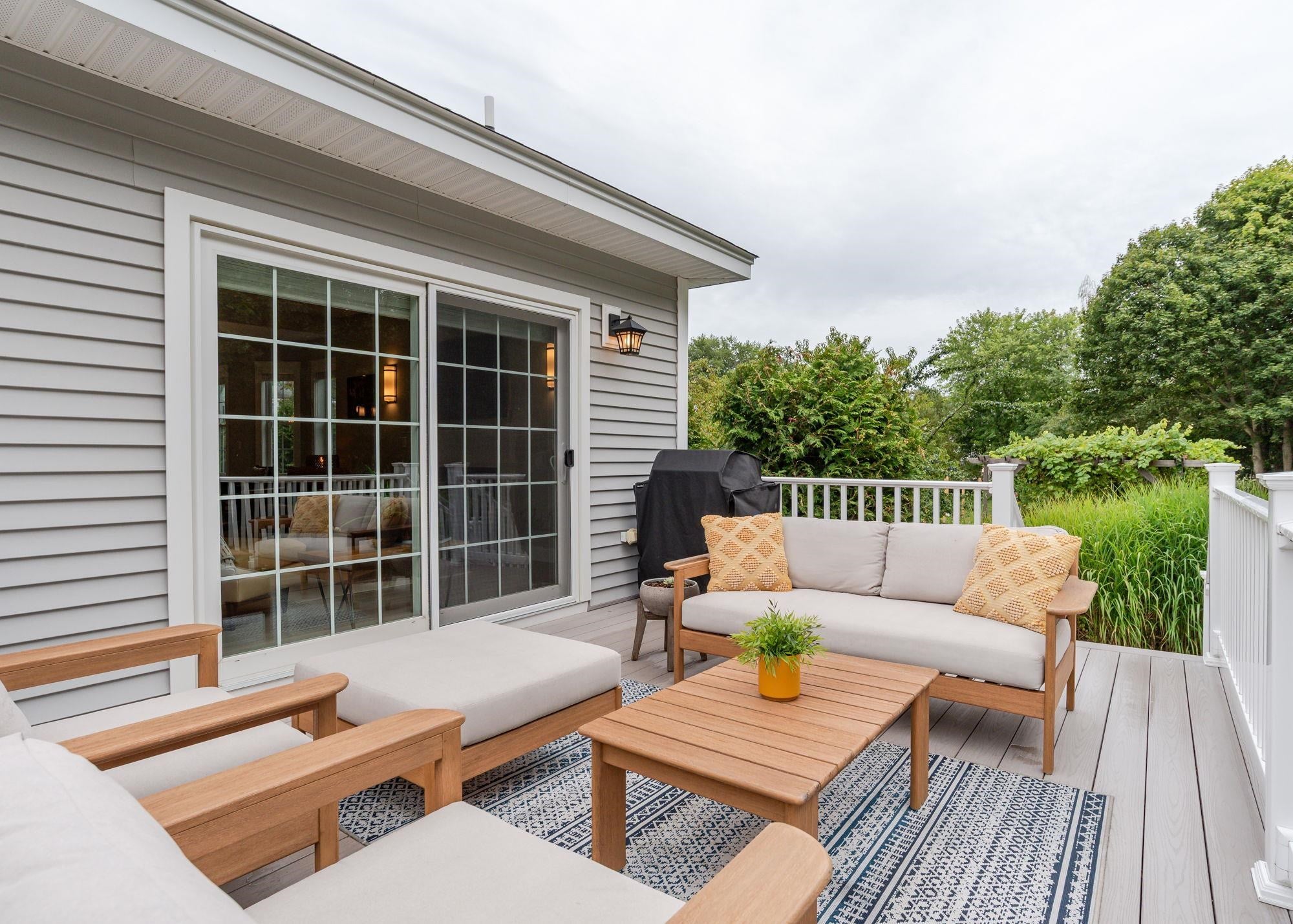 Portsmouth, New Hampshire, 03801, United States, 3 Bedrooms Bedrooms, ,3 BathroomsBathrooms,Residential,Active,1941146