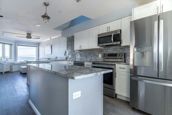 561 OCEAN BLVD UNIT 10, HAMPTON, NH 03842 - Image 1