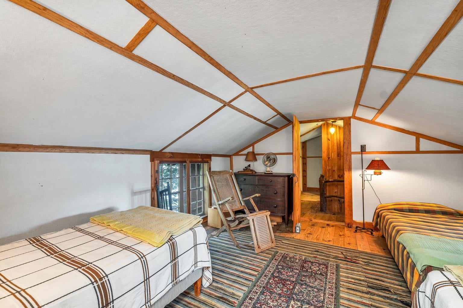 Holderness, New Hampshire, 03245, United States, 4 Bedrooms Bedrooms, ,4 BathroomsBathrooms,Residential,Active,1945064