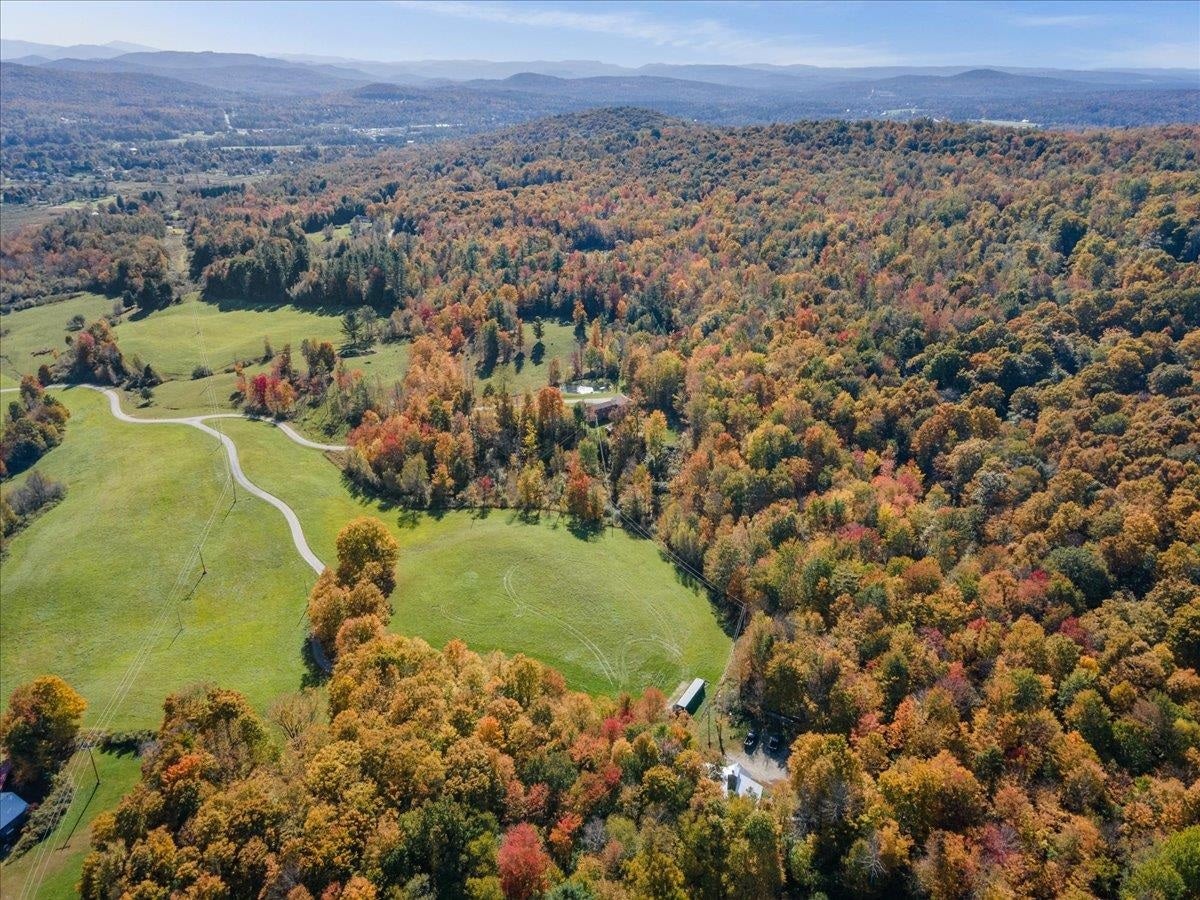 Underhill, Vermont, 05489, United States, ,3 BathroomsBathrooms,Residential,Pending,1702625