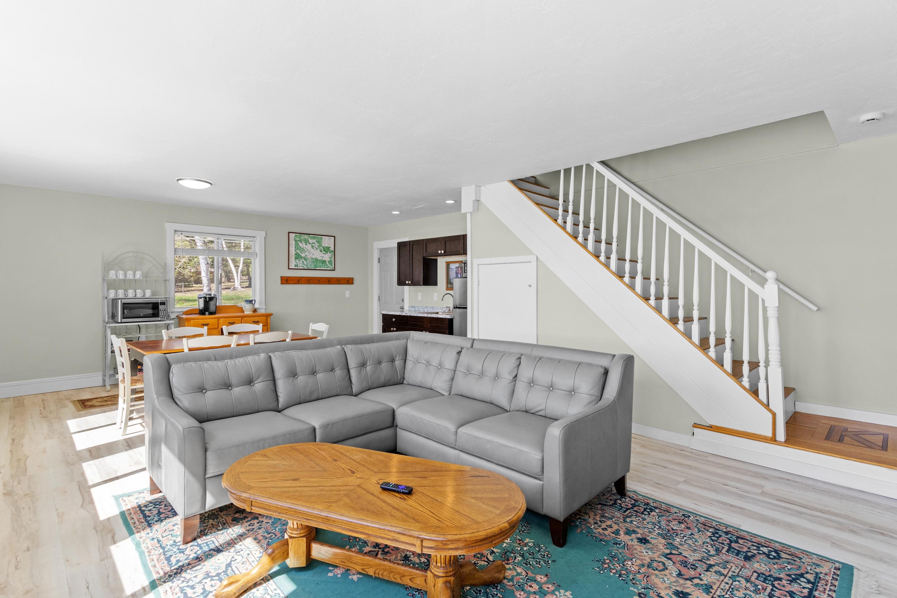 Moultonborough, New Hampshire, 03254, United States, 6 Bedrooms Bedrooms, ,3 BathroomsBathrooms,Residential,Active,1798037