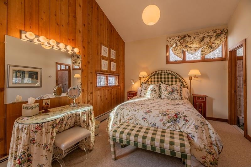 Peru, Vermont, 05152, United States, 5 Bedrooms Bedrooms, ,5 BathroomsBathrooms,Residential,Active,2014570