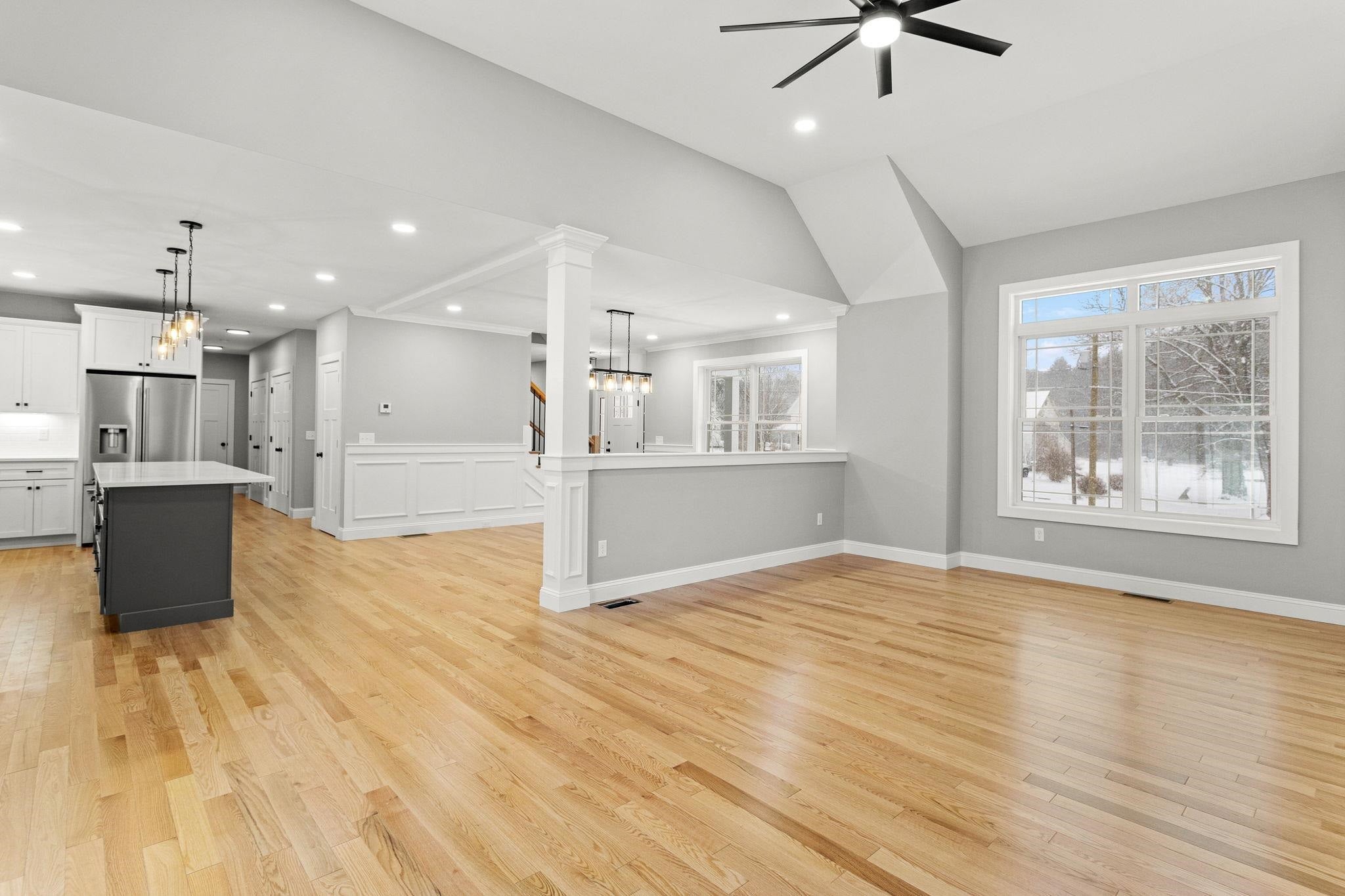 Auburn, New Hampshire, 03032, United States, 4 Bedrooms Bedrooms, ,4 BathroomsBathrooms,Residential,Active,2001063