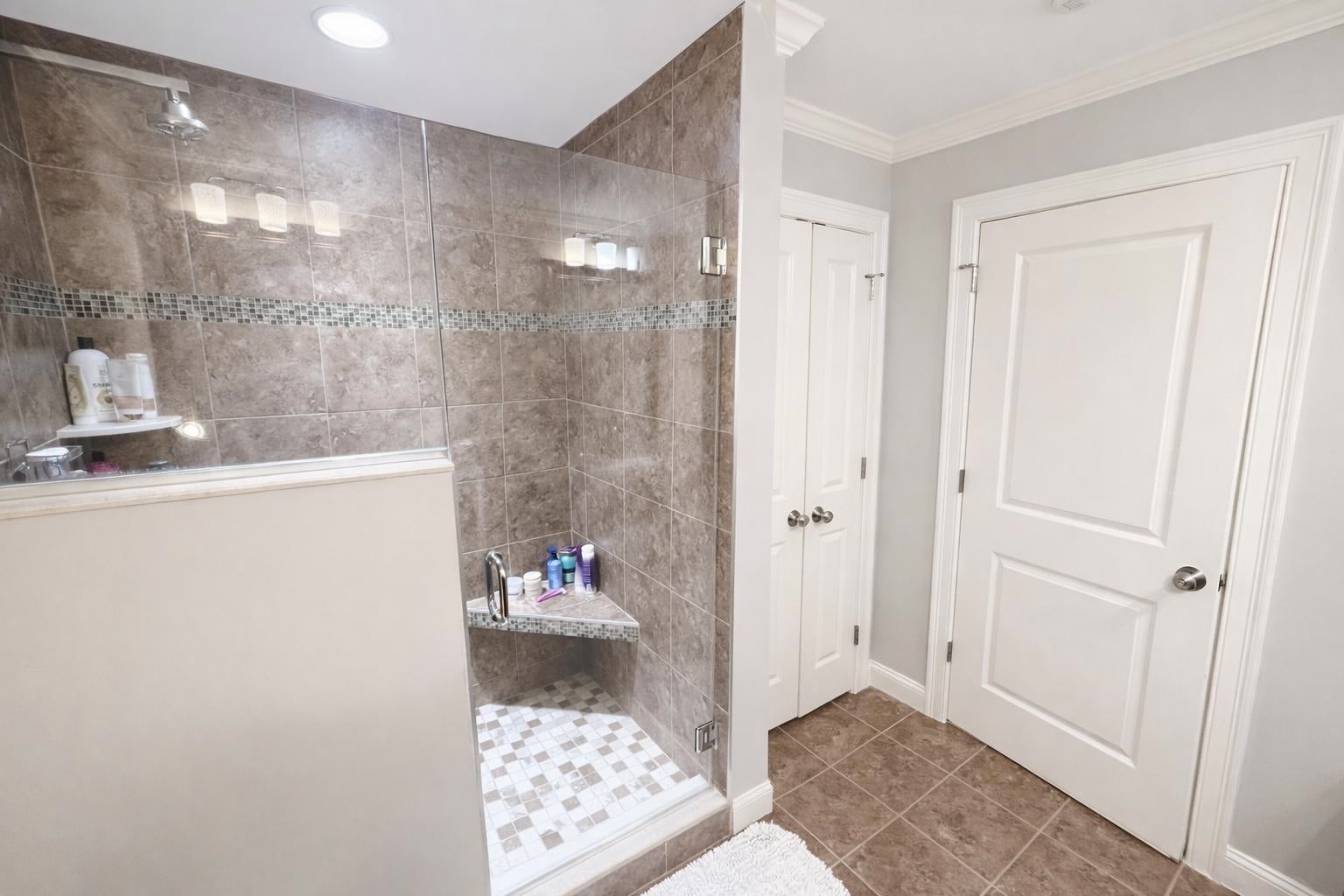 Pelham, New Hampshire, 03076, United States, 3 Bedrooms Bedrooms, ,3 BathroomsBathrooms,Residential,Active,2007950