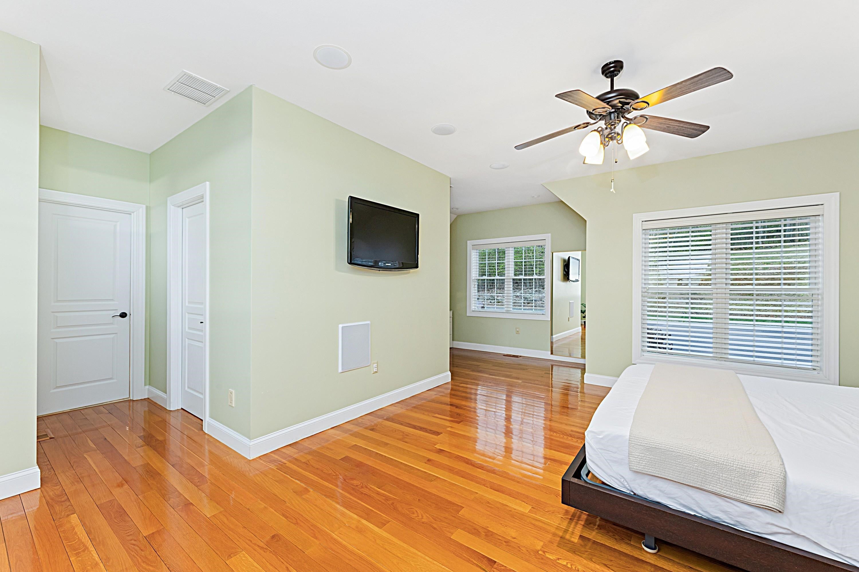 Sullivan, New Hampshire, 03445, United States, 5 Bedrooms Bedrooms, ,4 BathroomsBathrooms,Residential,Active,2052047