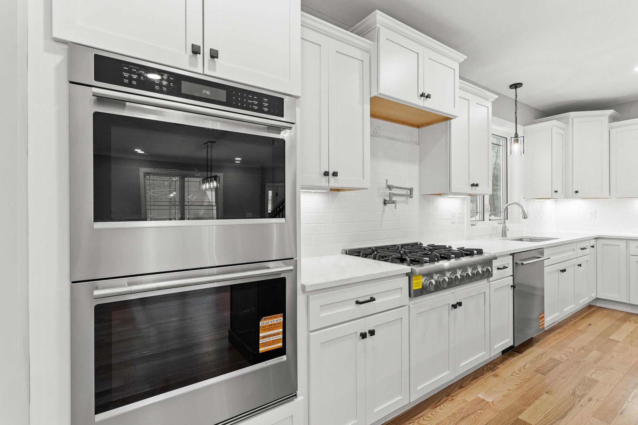 Auburn, New Hampshire, 03032, United States, 4 Bedrooms Bedrooms, ,4 BathroomsBathrooms,Residential,Active,2001063