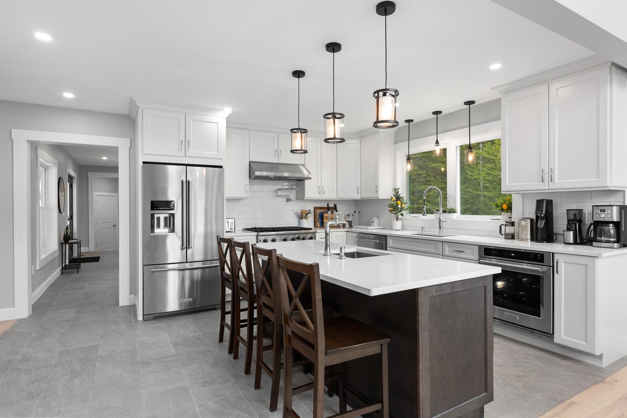 Thornton, New Hampshire, 03285, United States, 5 Bedrooms Bedrooms, ,6 BathroomsBathrooms,Residential,Active,1797970