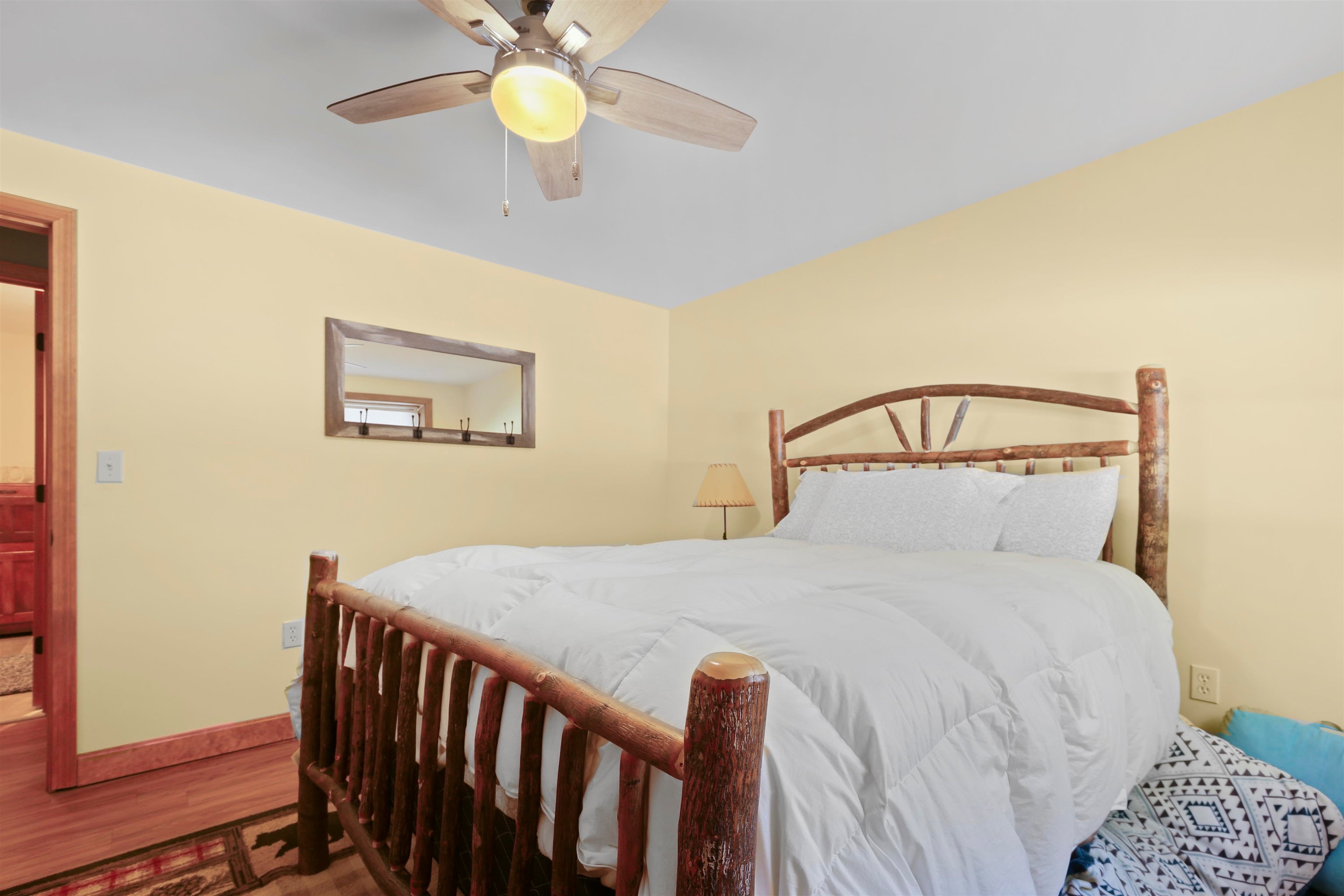 Killington, Vermont, 05751, United States, 3 Bedrooms Bedrooms, ,3 BathroomsBathrooms,Residential,Active,1884979