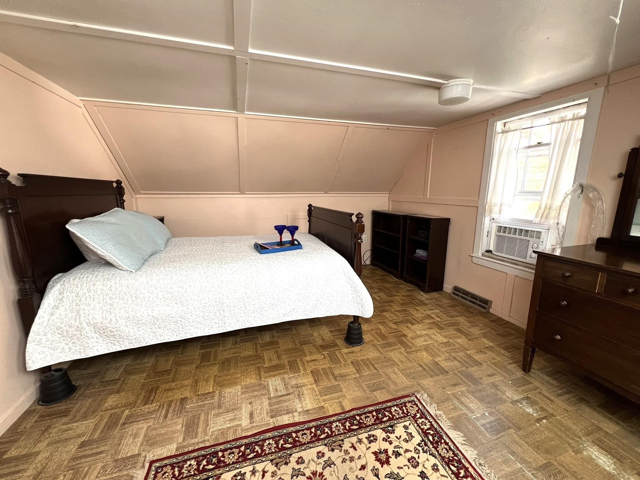 New Castle, New Hampshire, 03854, United States, 2 Bedrooms Bedrooms, ,2 BathroomsBathrooms,Residential,Active,1969685