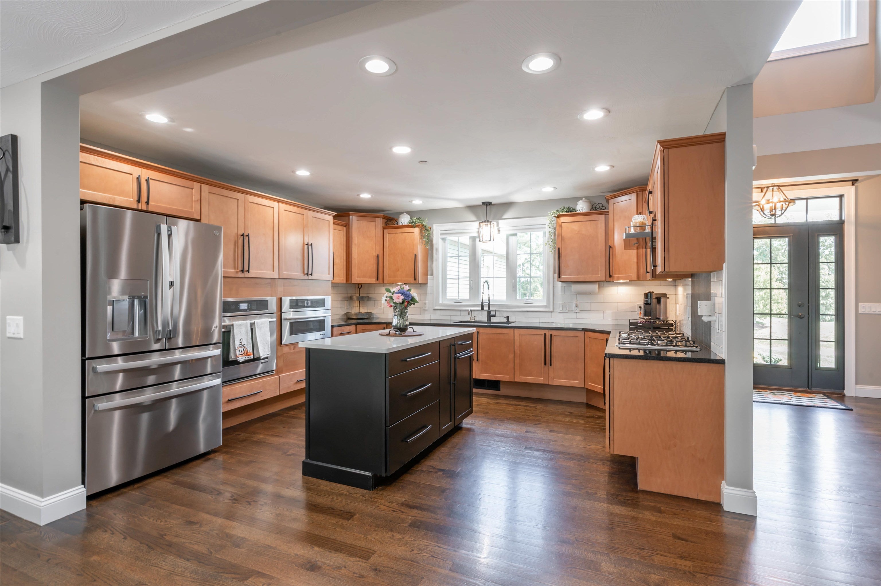 Hollis, New Hampshire, 03049, United States, 4 Bedrooms Bedrooms, ,3 BathroomsBathrooms,Residential,Active,1927665