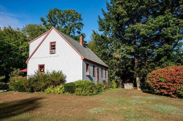 26 ROCHESTER AVE, ROCHESTER, NH 03867, photo 2 of 31