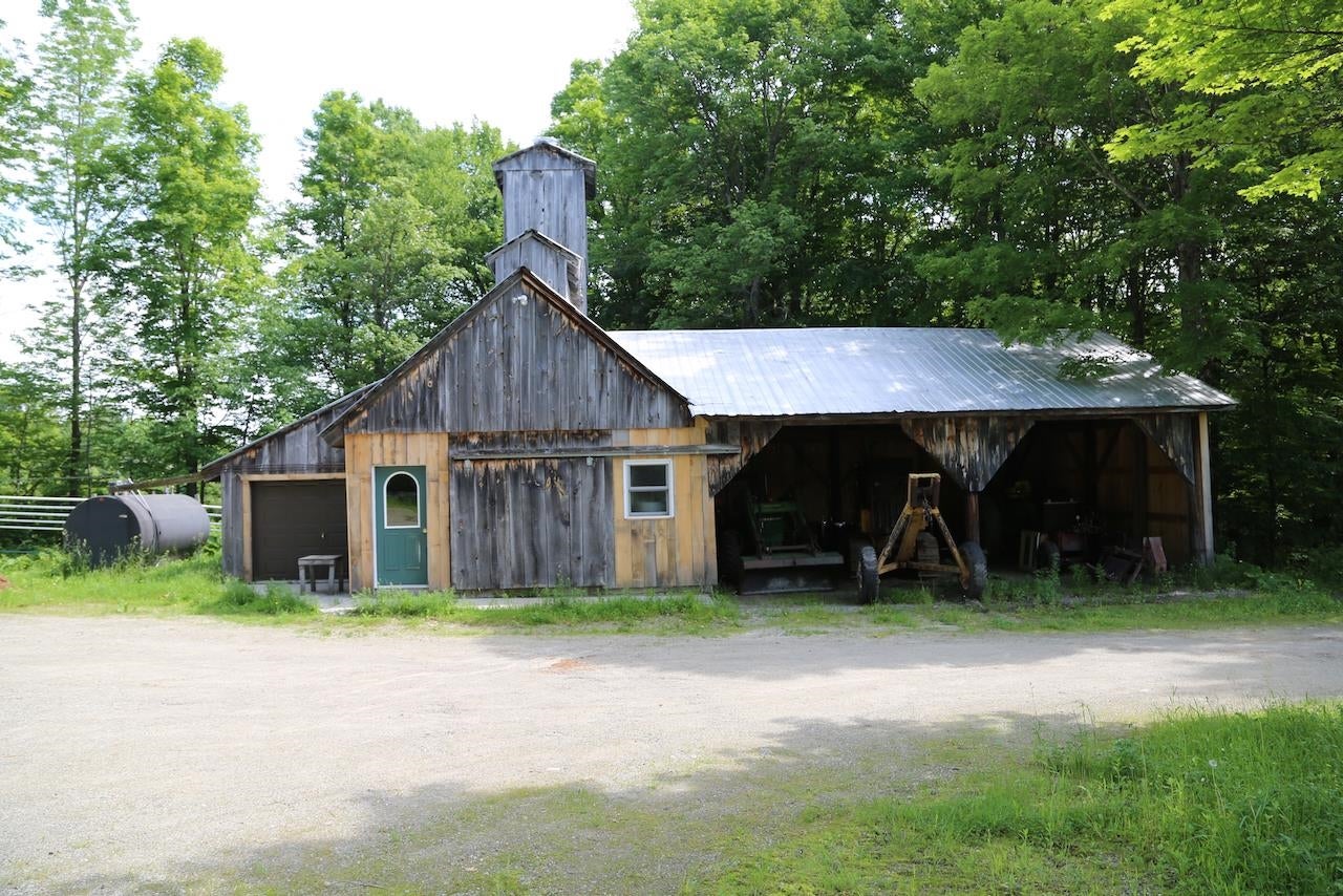 Underhill, Vermont, 05489, United States, ,3 BathroomsBathrooms,Residential,Pending,1702625