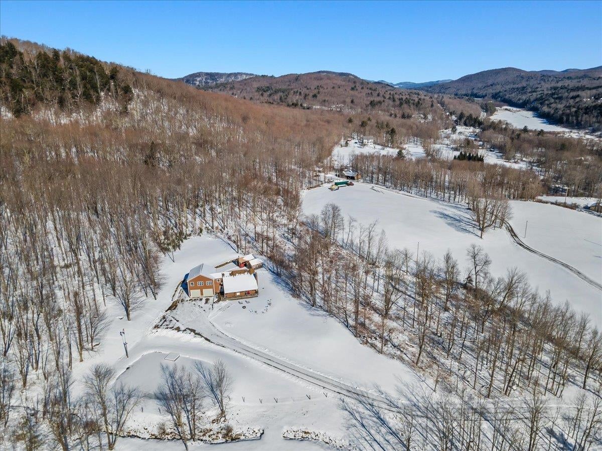 Underhill, Vermont, 05489, United States, ,3 BathroomsBathrooms,Residential,Pending,1702625