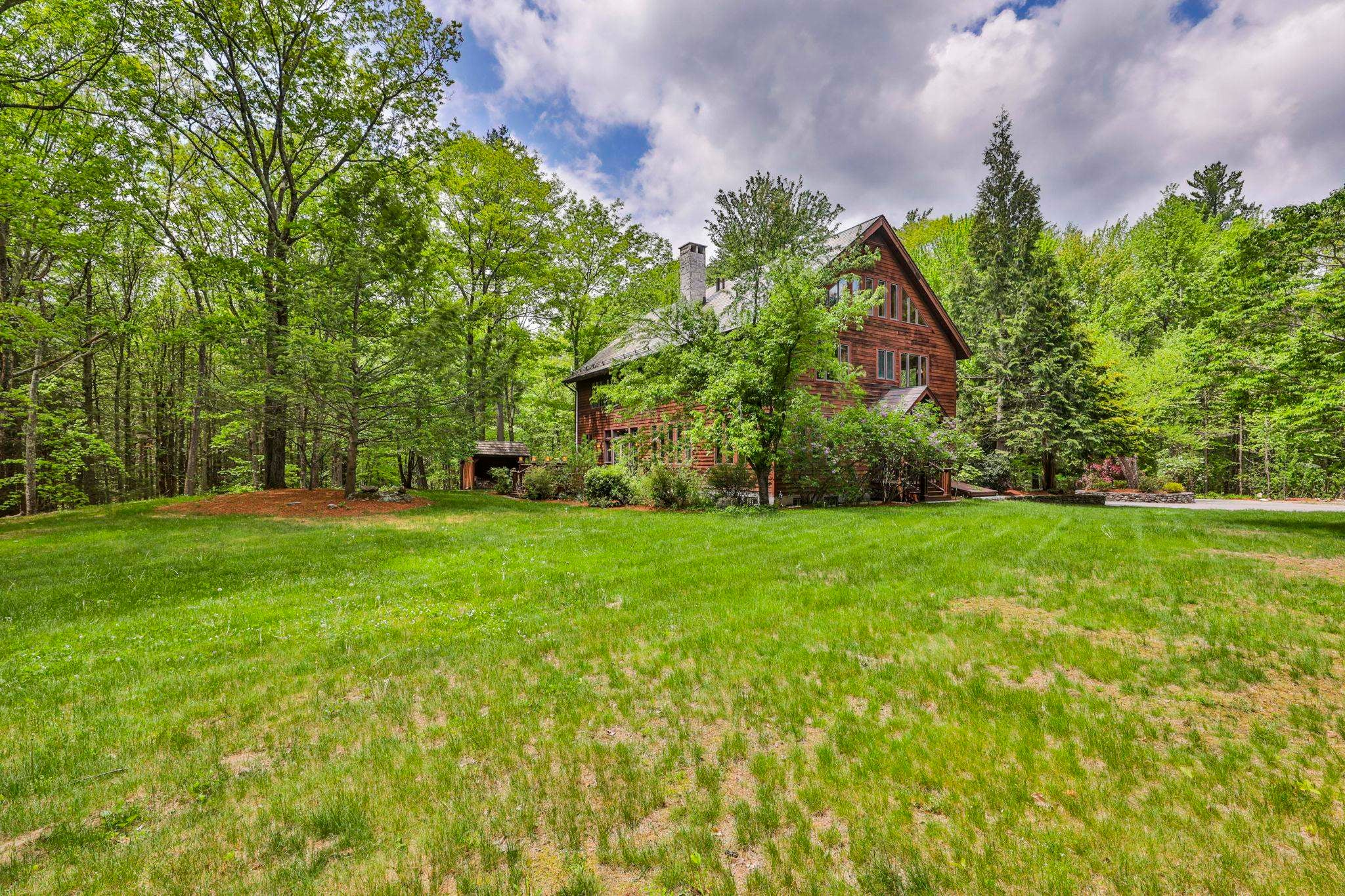 Wilton, New Hampshire, 03086, United States, 5 Bedrooms Bedrooms, ,4 BathroomsBathrooms,Residential,Active,2052126