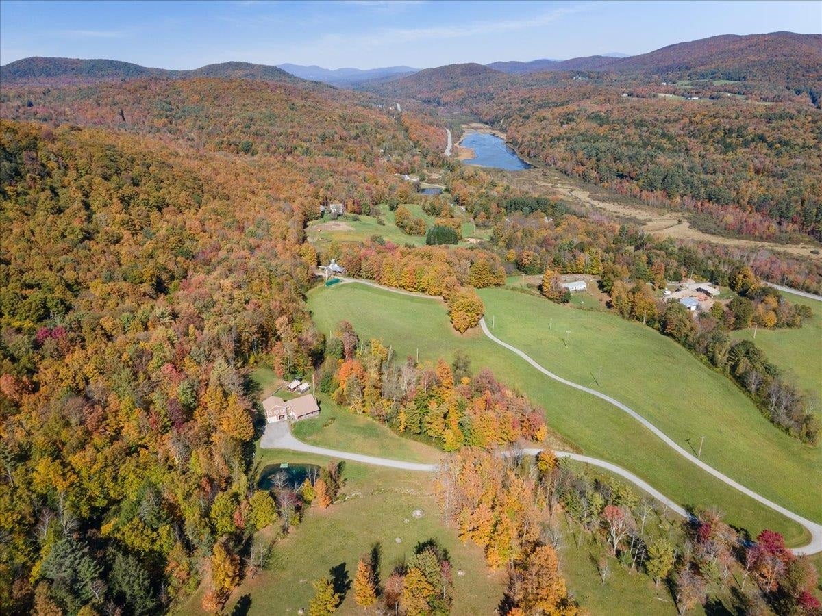 Underhill, Vermont, 05489, United States, ,3 BathroomsBathrooms,Residential,Pending,1702625