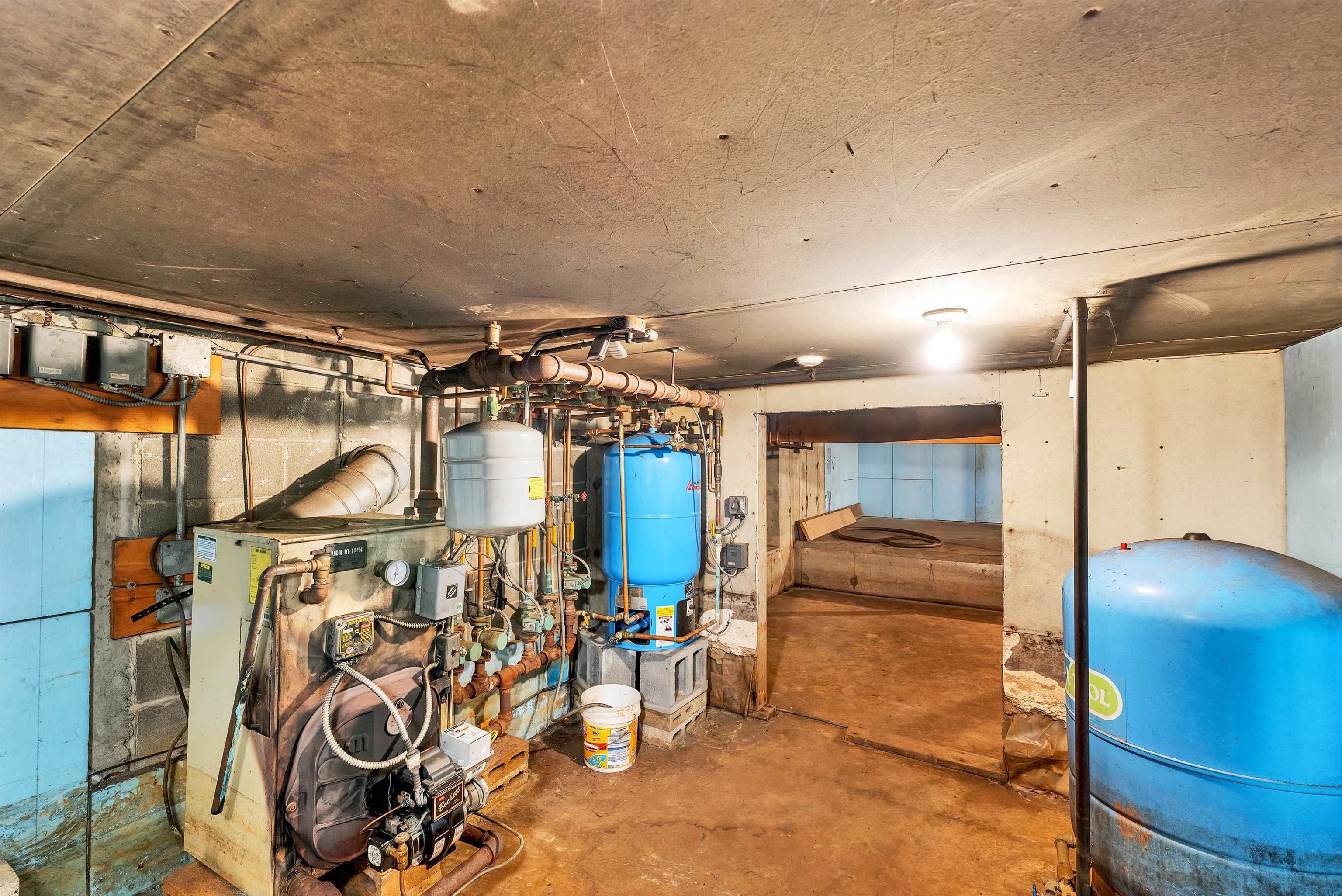 Hebron, New Hampshire, 03241, United States, 4 Bedrooms Bedrooms, ,4 BathroomsBathrooms,Residential,Pending,2009160