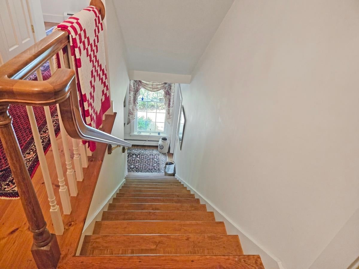 Hartford, Vermont, 05001, United States, 4 Bedrooms Bedrooms, ,4 BathroomsBathrooms,Residential,Active,1941371