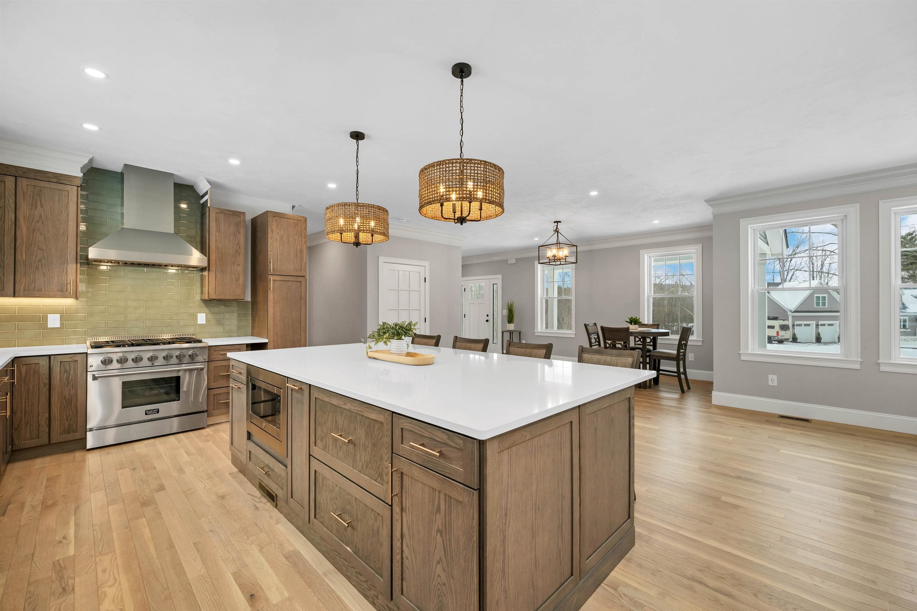 Meredith, New Hampshire, 03253, United States, 4 Bedrooms Bedrooms, ,5 BathroomsBathrooms,Residential,Active,1970998