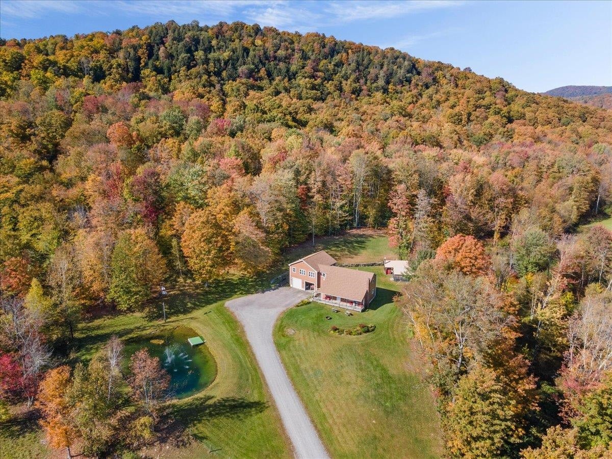 Underhill, Vermont, 05489, United States, ,3 BathroomsBathrooms,Residential,Pending,1702625