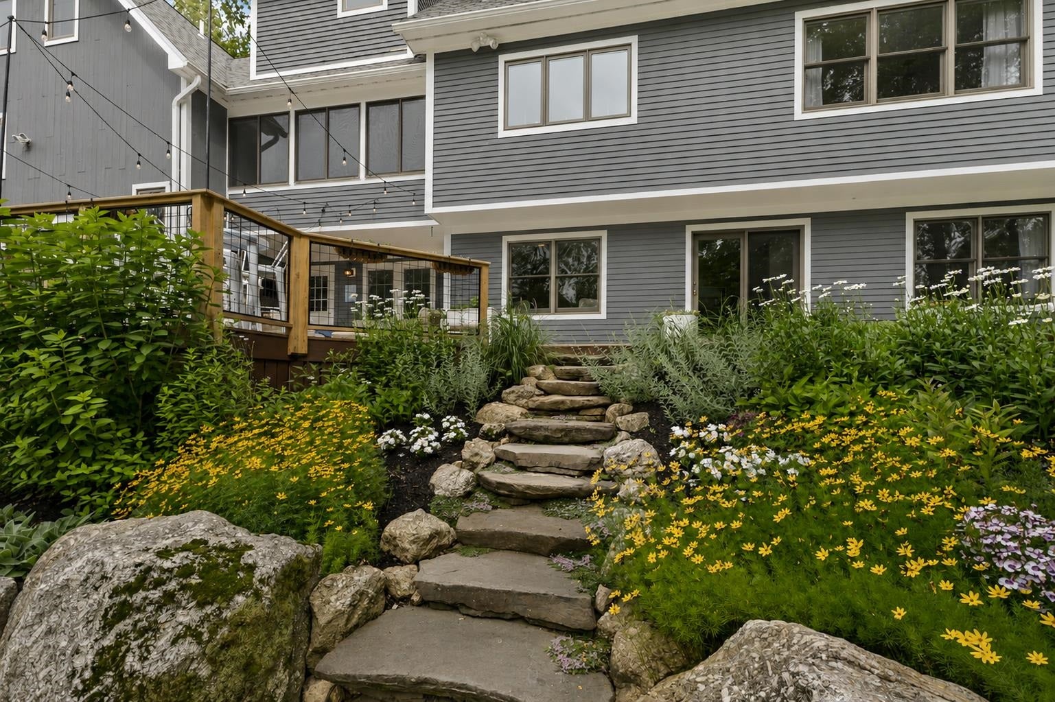Meredith, New Hampshire, 03253, United States, 4 Bedrooms Bedrooms, ,5 BathroomsBathrooms,Residential,Pending,2045598