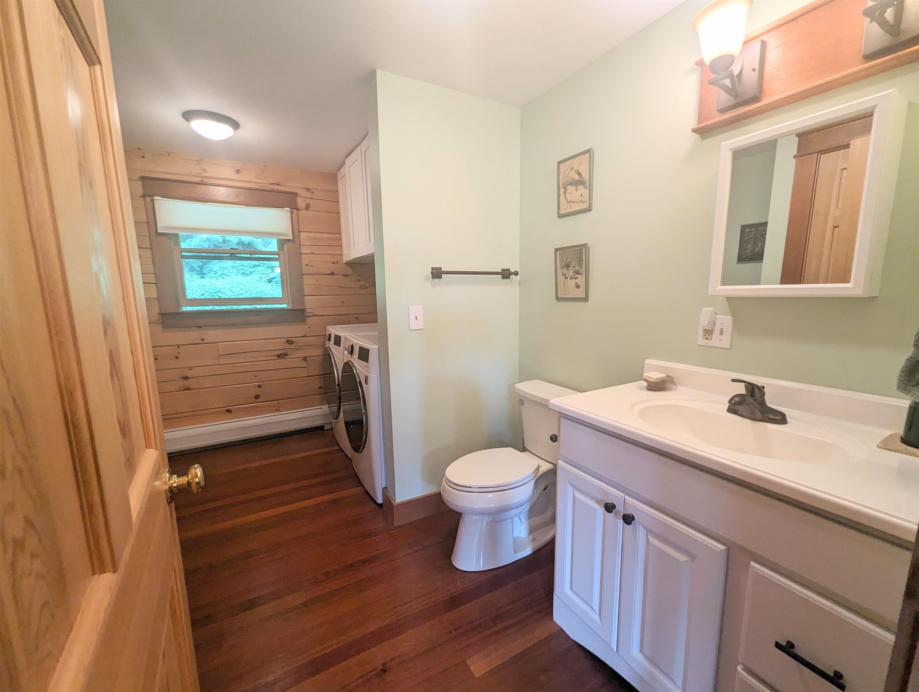 Woodbury, Vermont, 05681, United States, 3 Bedrooms Bedrooms, ,4 BathroomsBathrooms,Residential,Active,1952476