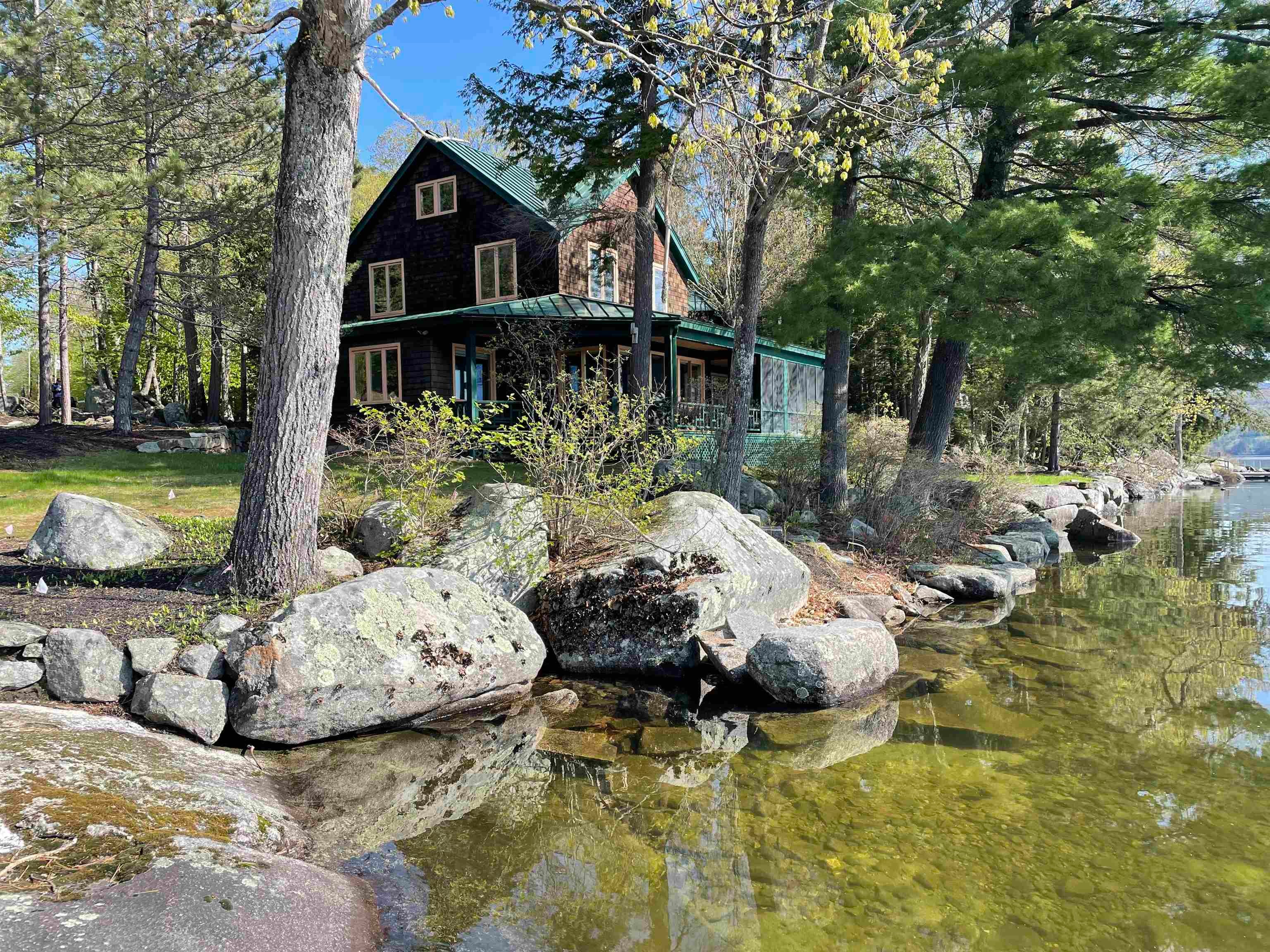 Hebron, New Hampshire, 03241, United States, 4 Bedrooms Bedrooms, ,4 BathroomsBathrooms,Residential,Pending,2009160